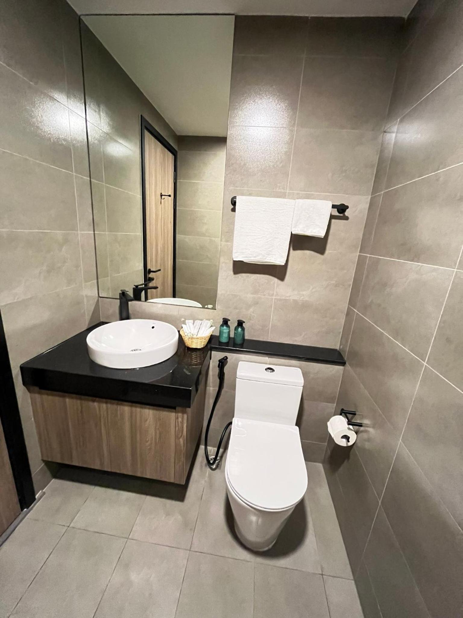 Tropical House - New Apartment at Delasol