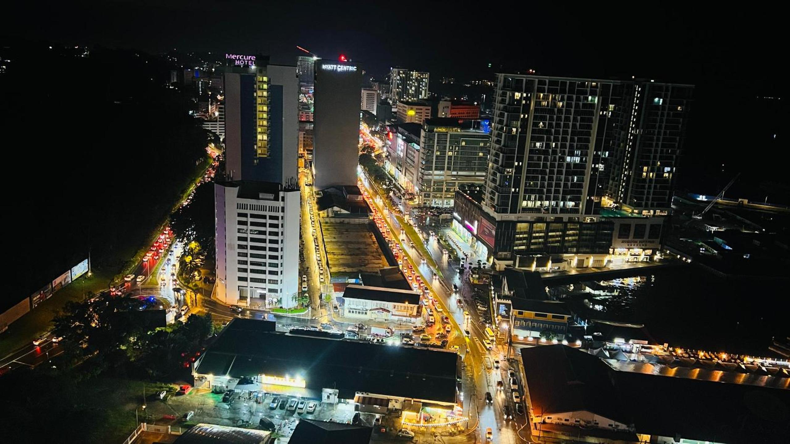 JQ Citypads HighFloorView with WIFI 2R1B FOR 5Pax photo 2