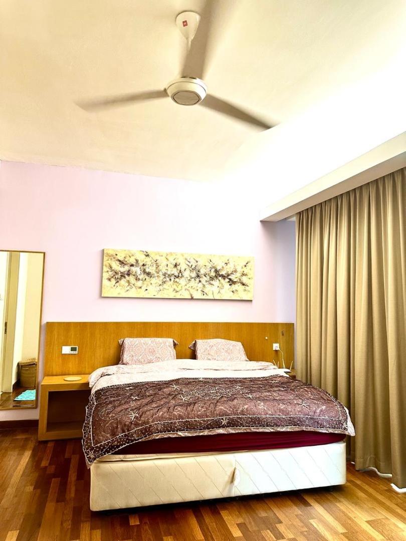Fancy A 5 Star KLCC Home