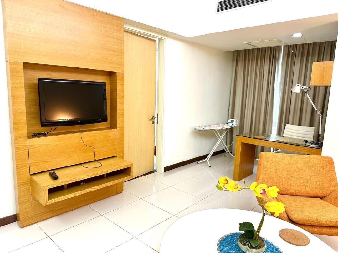 Fancy A 5 Star KLCC Home