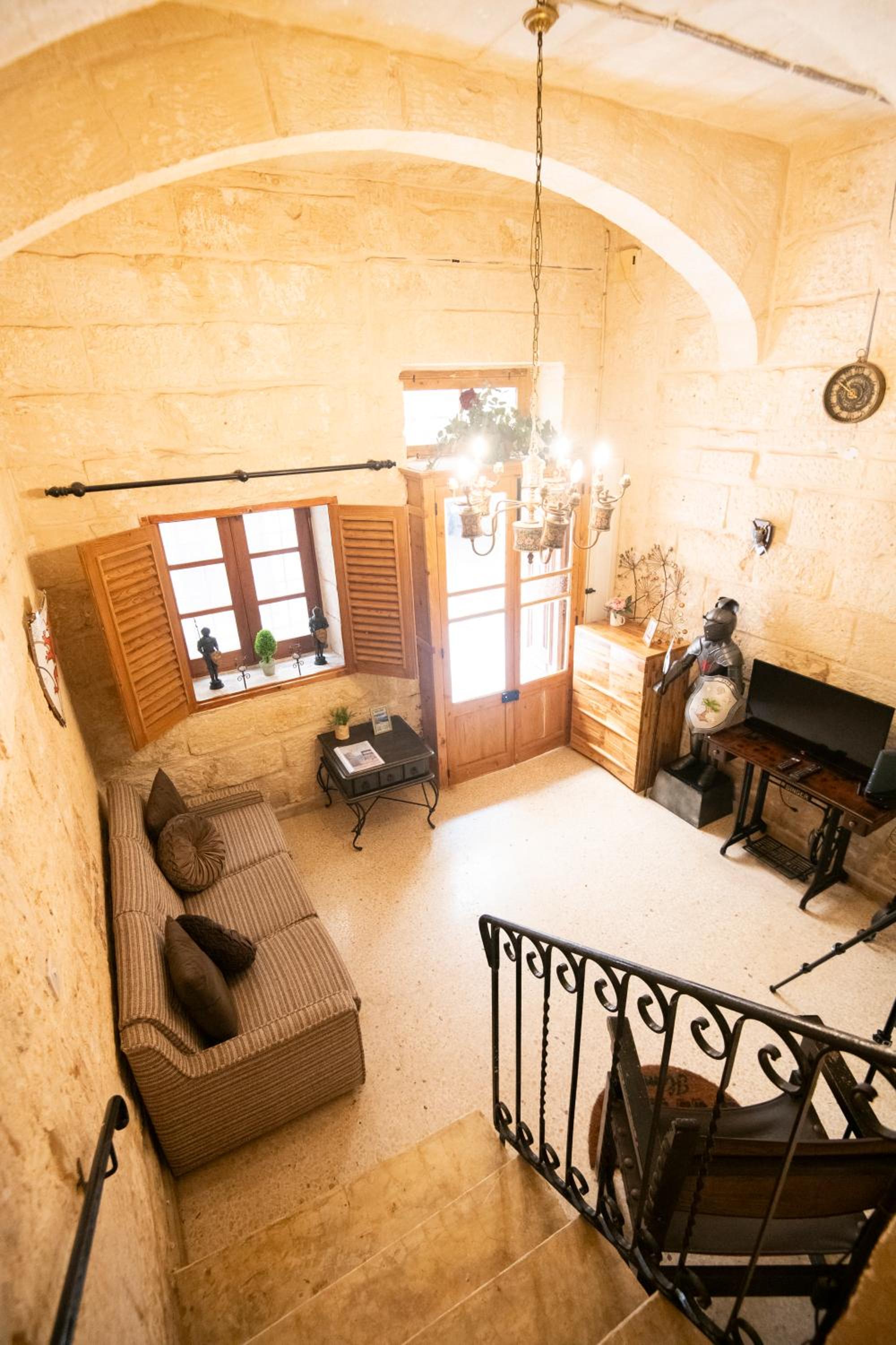 Sliema Seaside Charmer Townhouse Prime Spot view 4