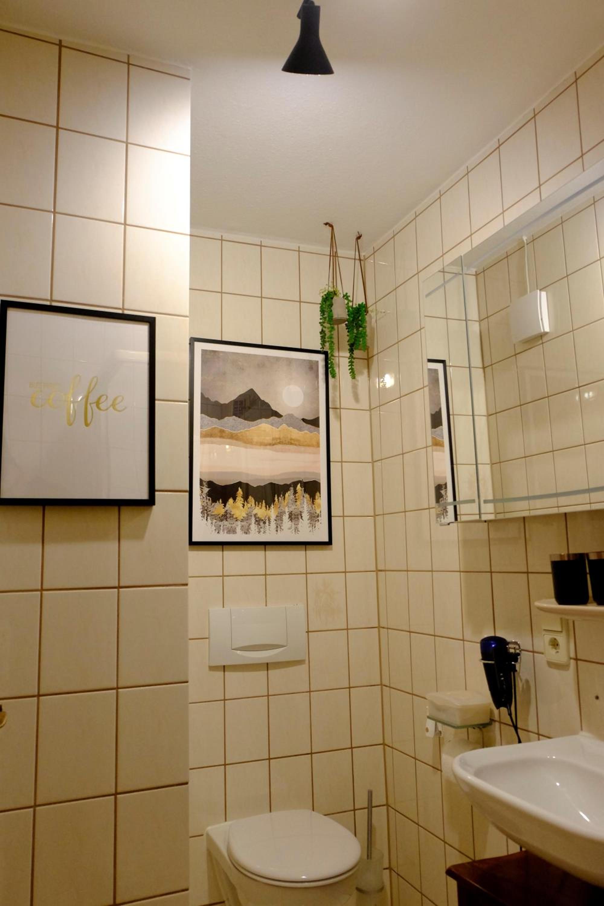 SchwarzWild - Ferienwohnung und Ferienzimmer
