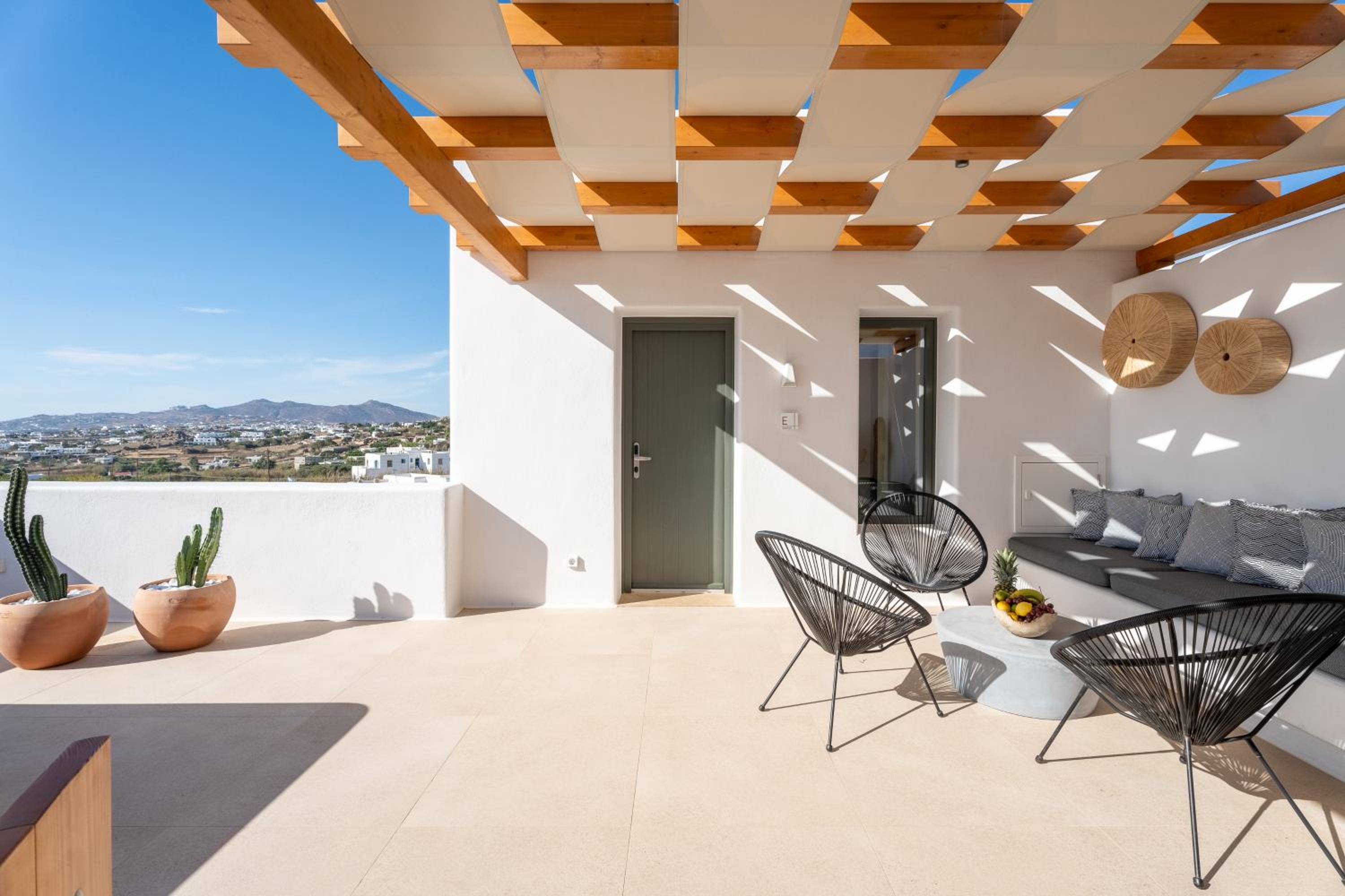 Regency Sunset Suites
