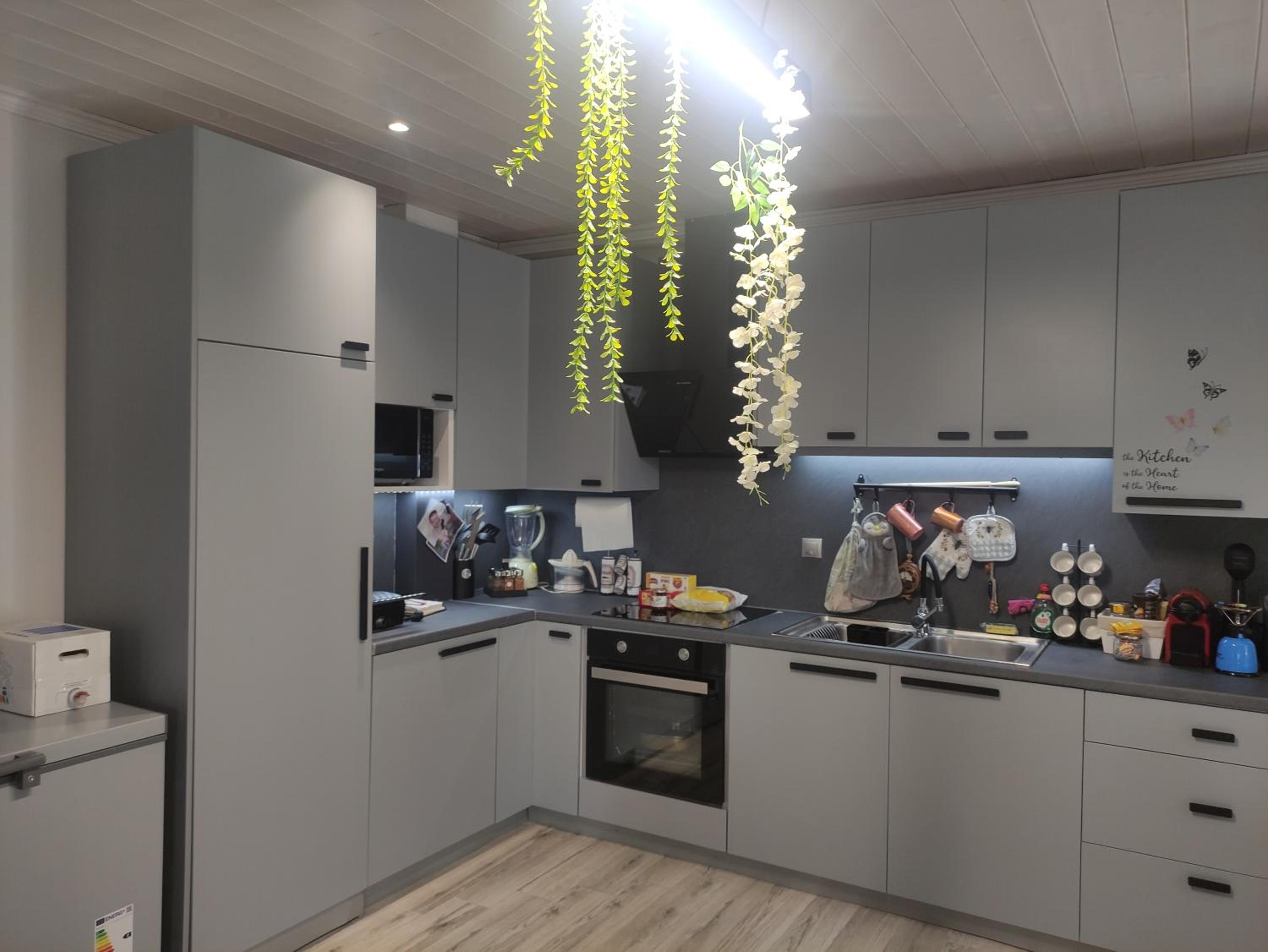 Stonehouse Karidis