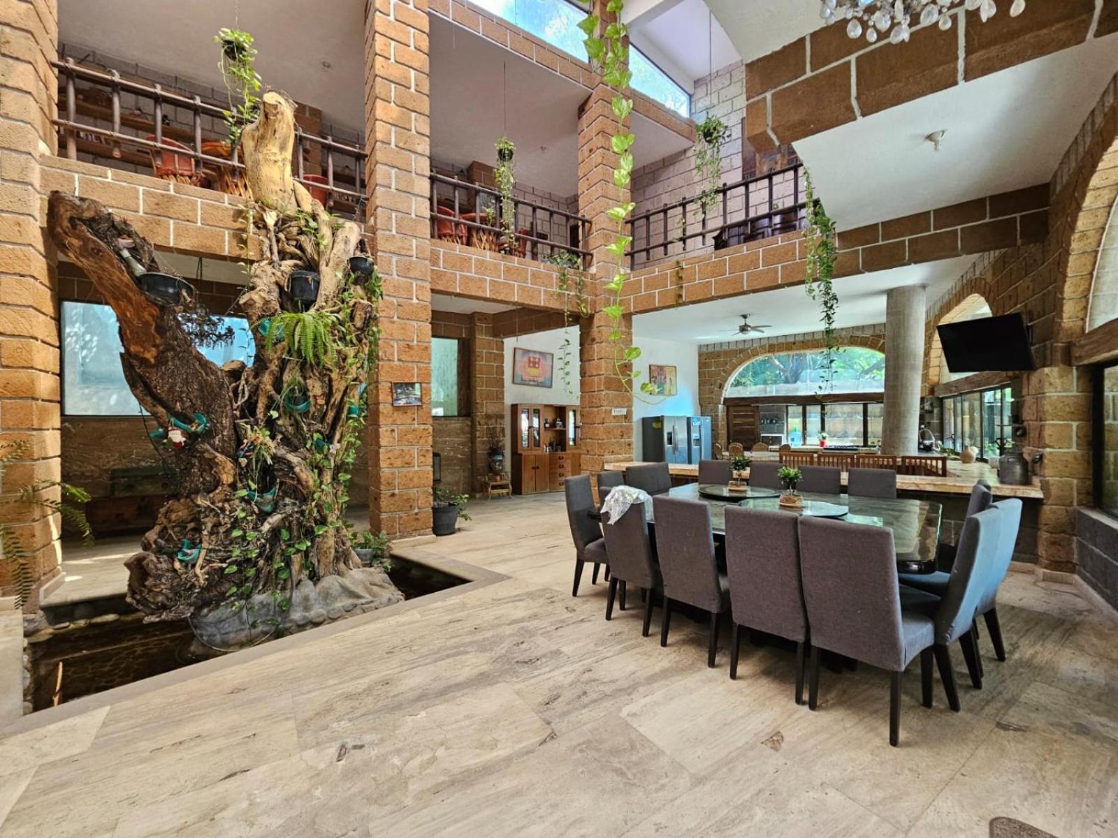meeting & event spaces