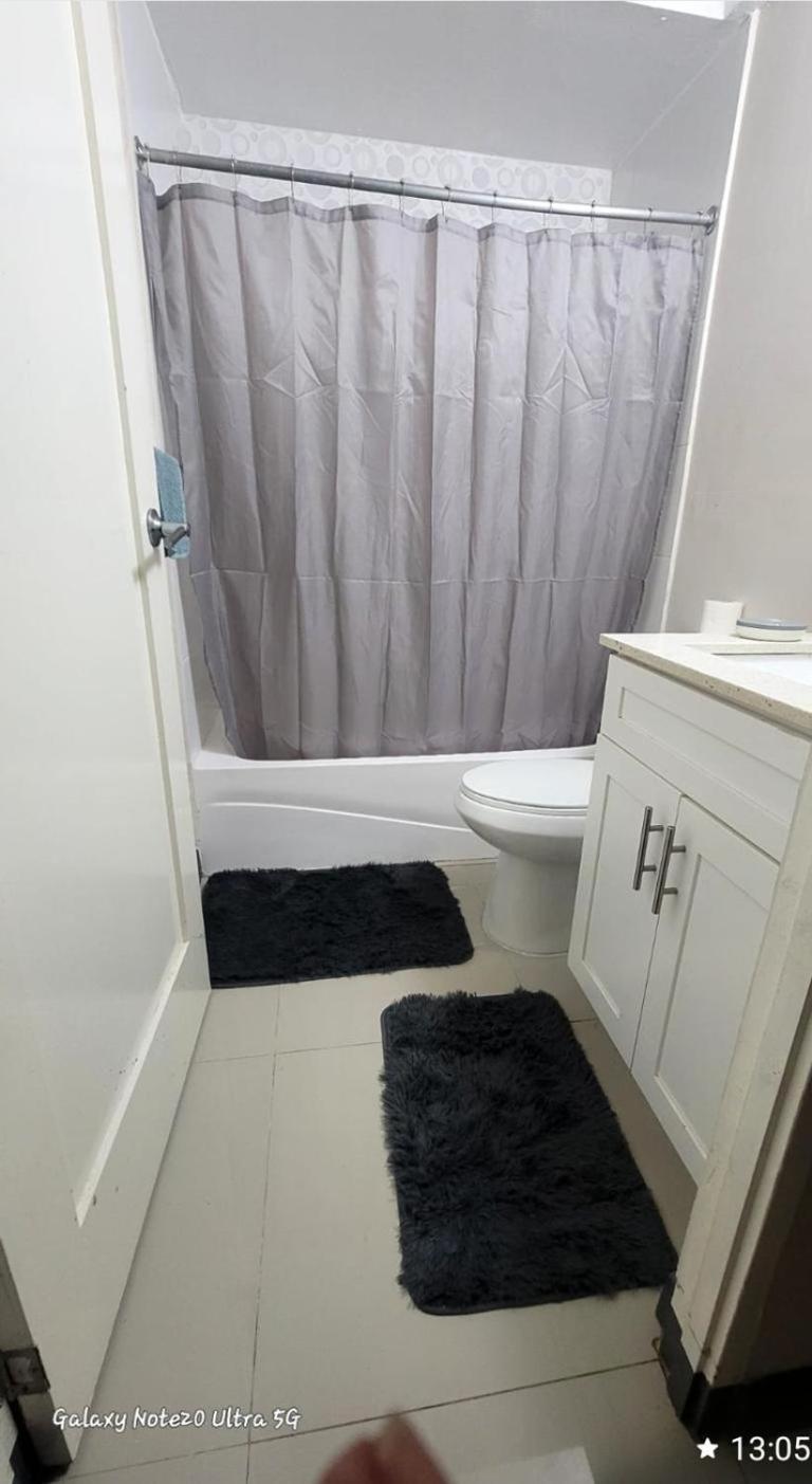 2 Bed-Sleeps 5-Private Garden-Free Parking