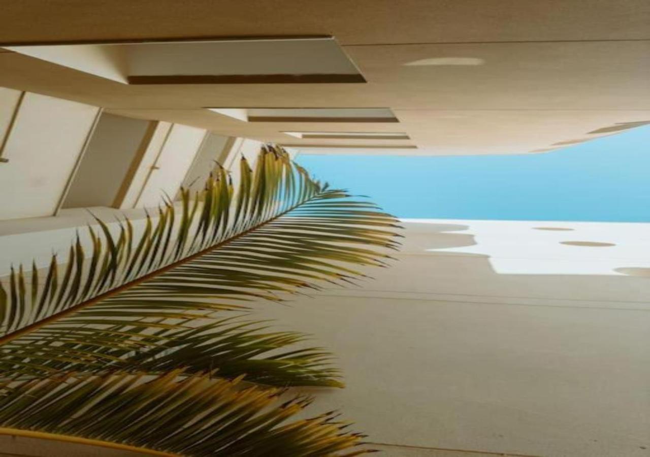 Seaview 2 Bedroom Condo Play Paraiso pool & Wifi in Costa Adeje