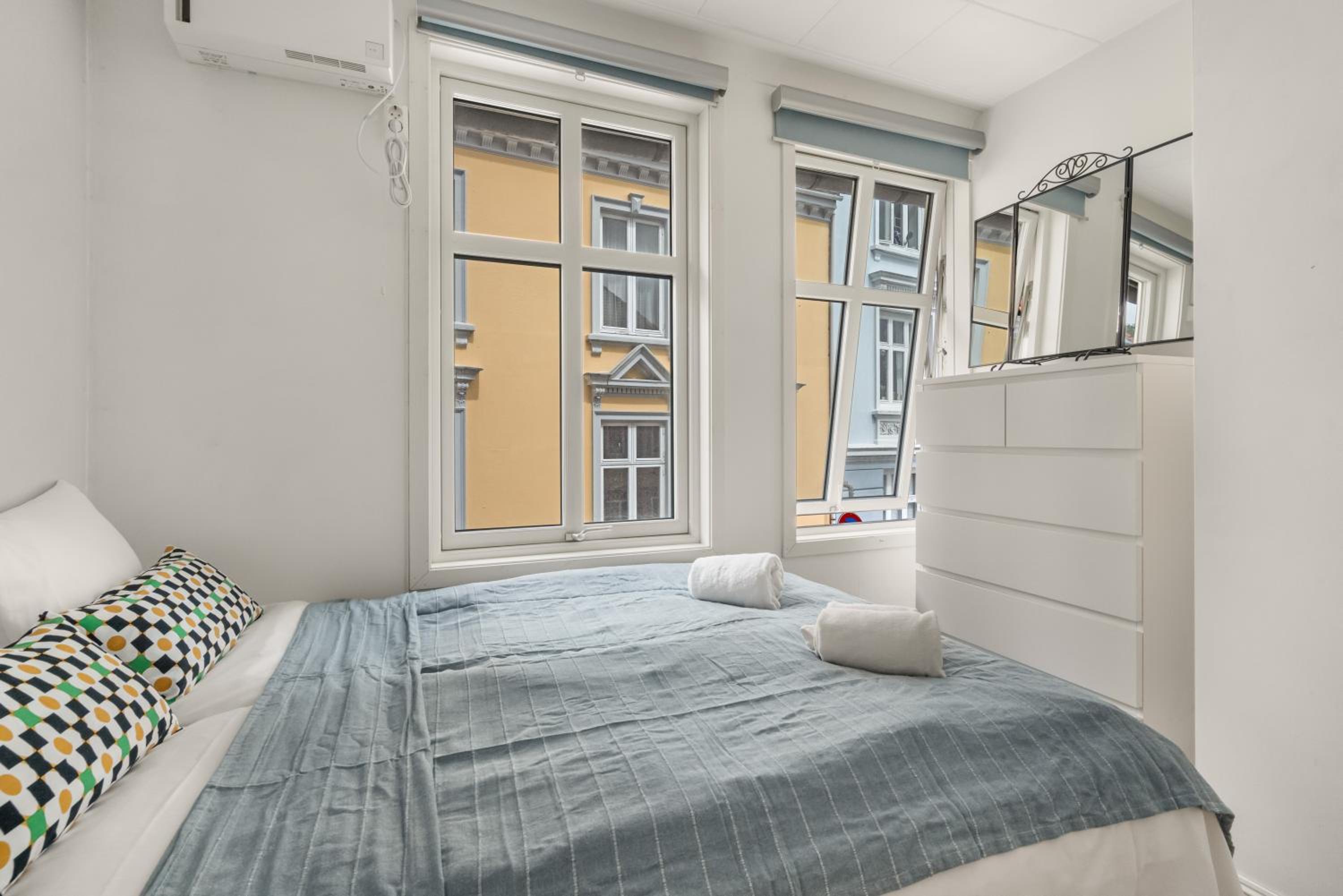 Charming apartment with stunning views! view 4