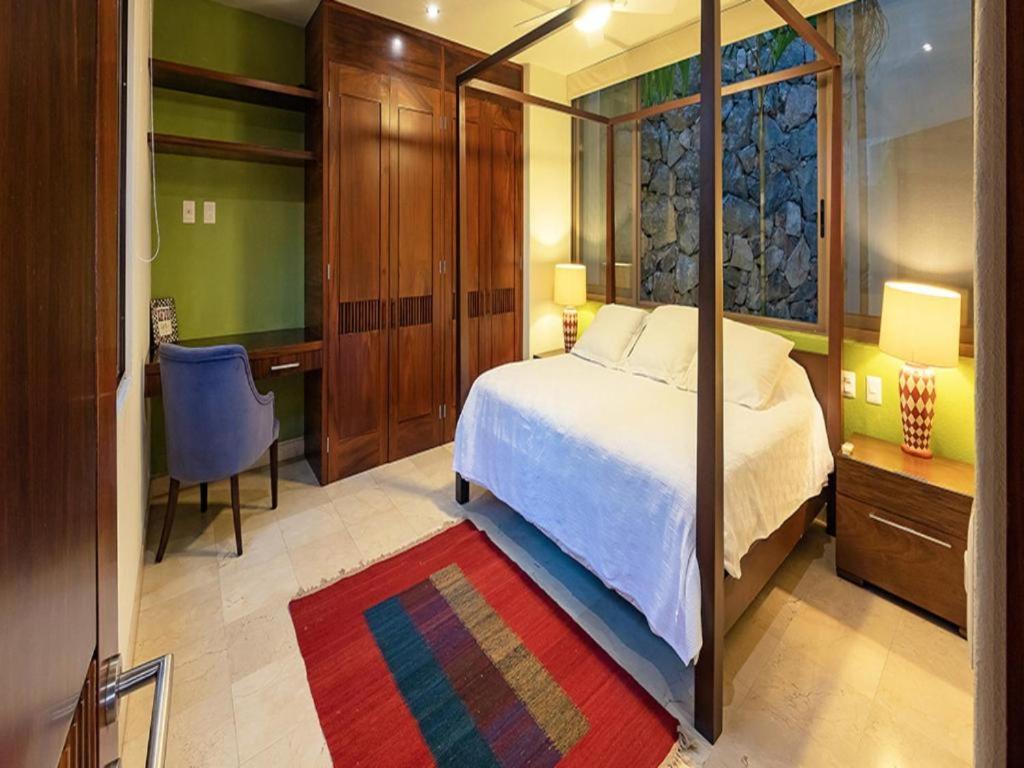 Modern Understated Luxury Villa Kismet view 3