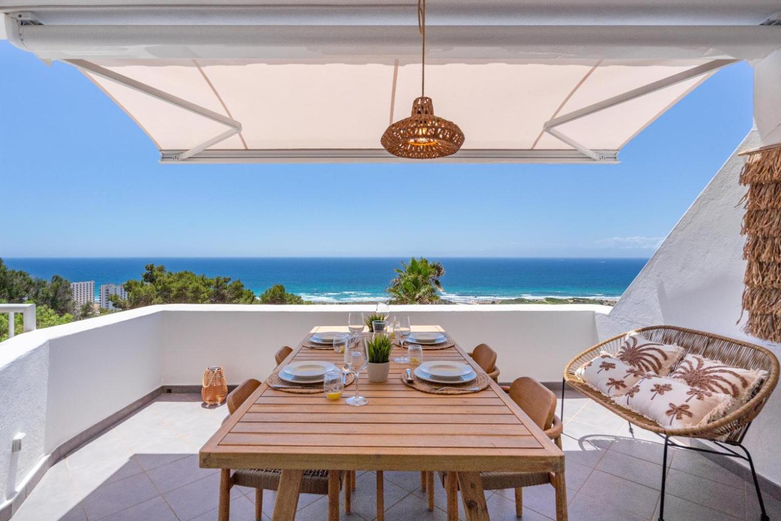 Suites Las Vistas by Menorca Vacations