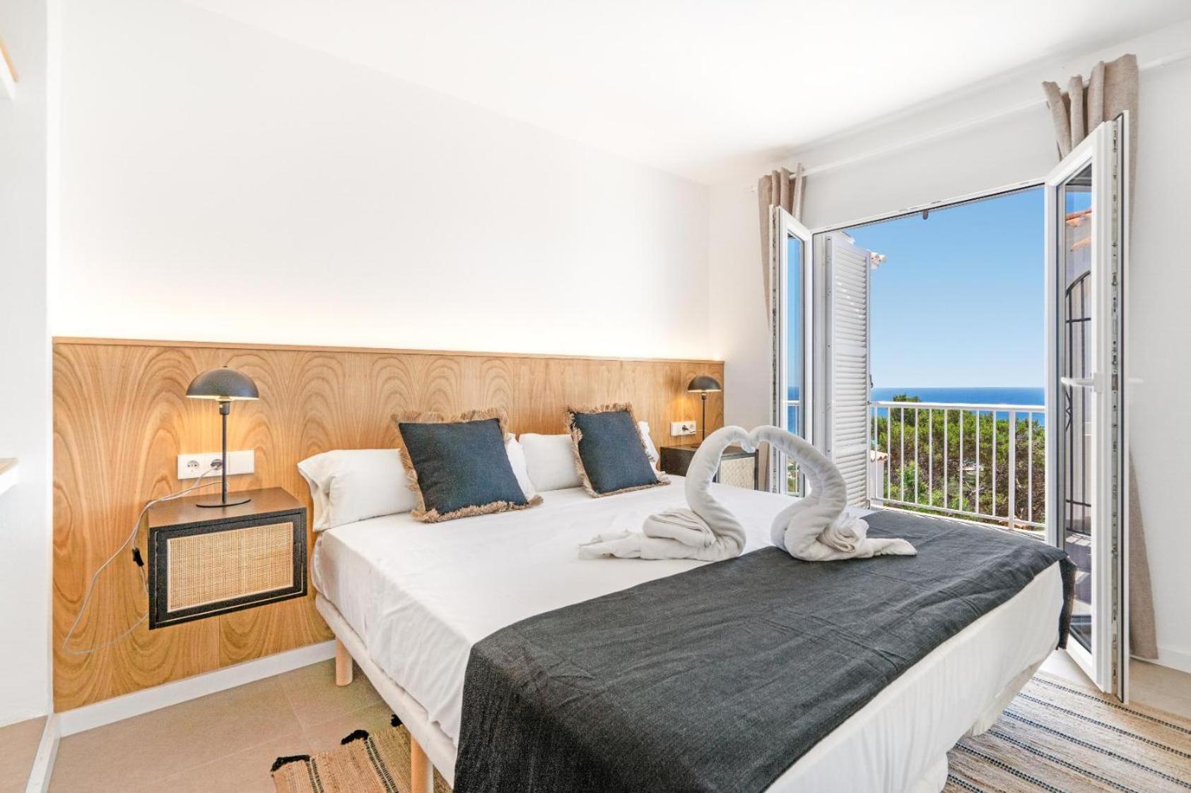 Suites Las Vistas by Menorca Vacations