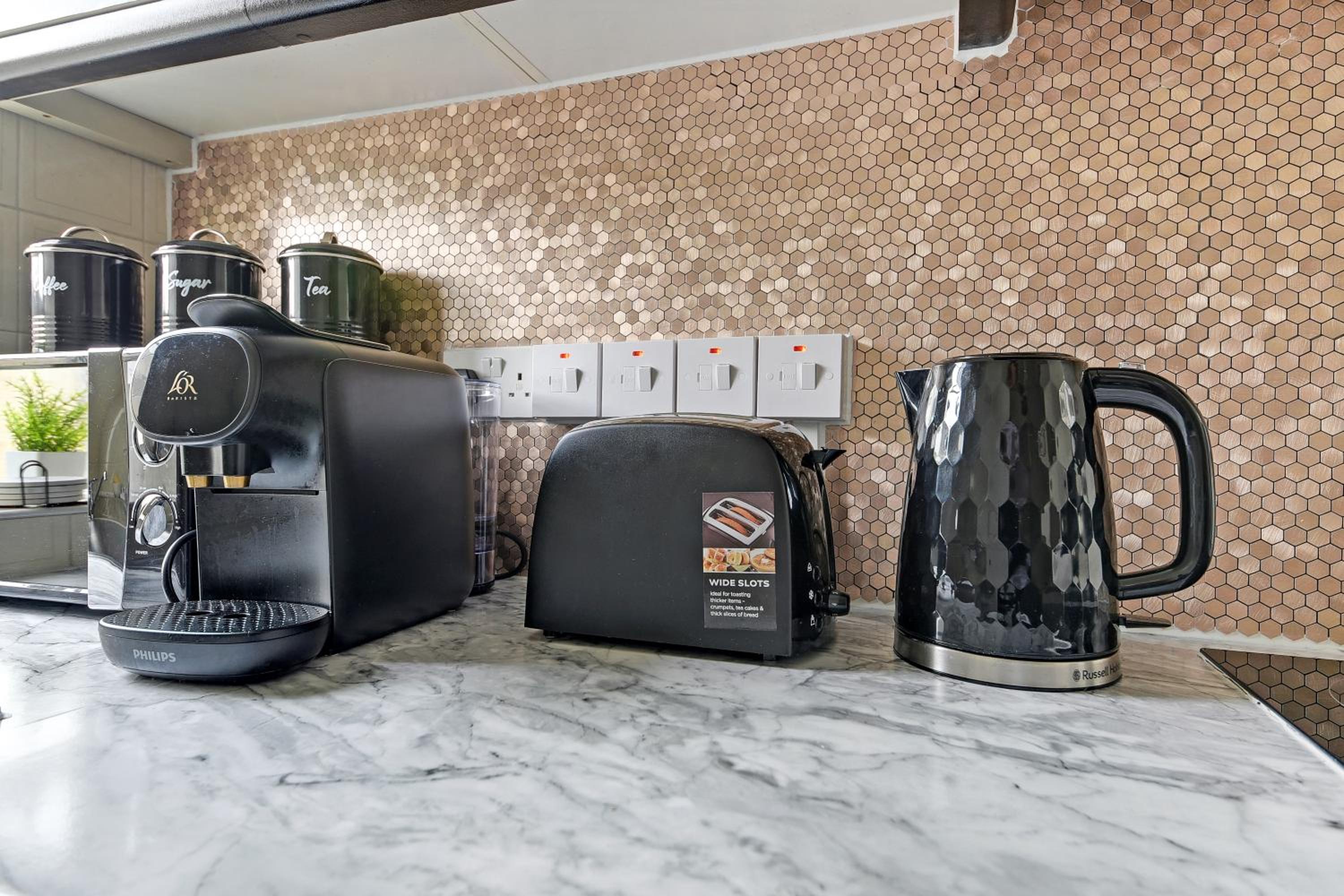 Stylish & Comfy Chelsea Haven Walk to Tube & Bus