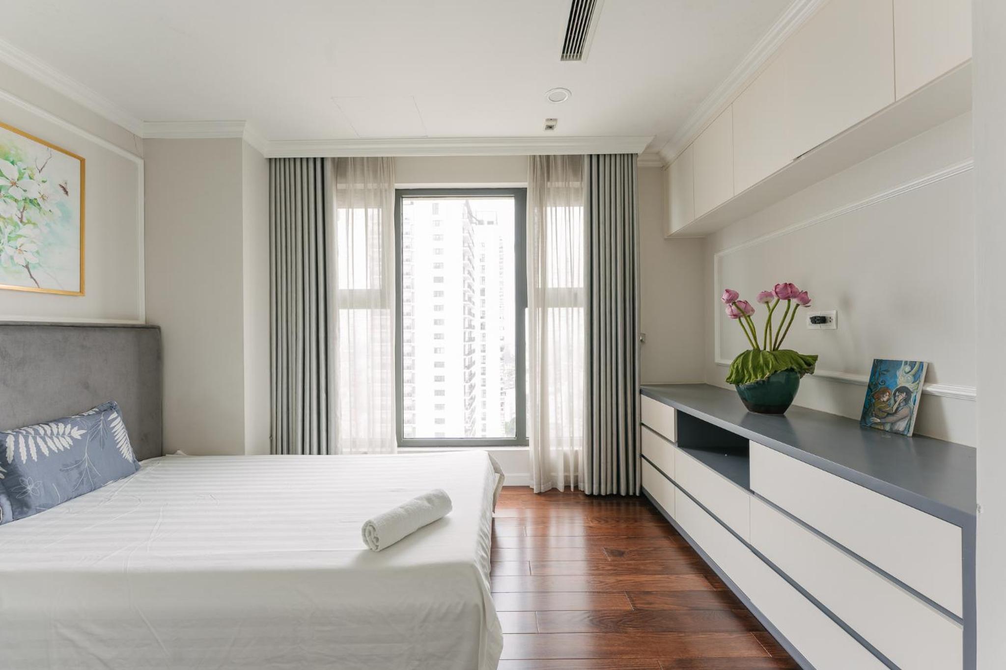 D'LEROI SOLEIL- TAY HO- NEAR WESTLAKE IN HA Noi