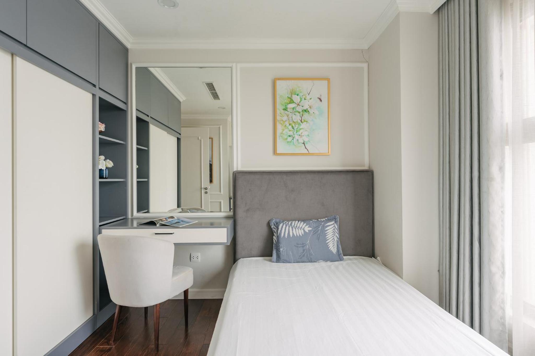 D'LEROI SOLEIL- TAY HO- NEAR WESTLAKE IN HA Noi