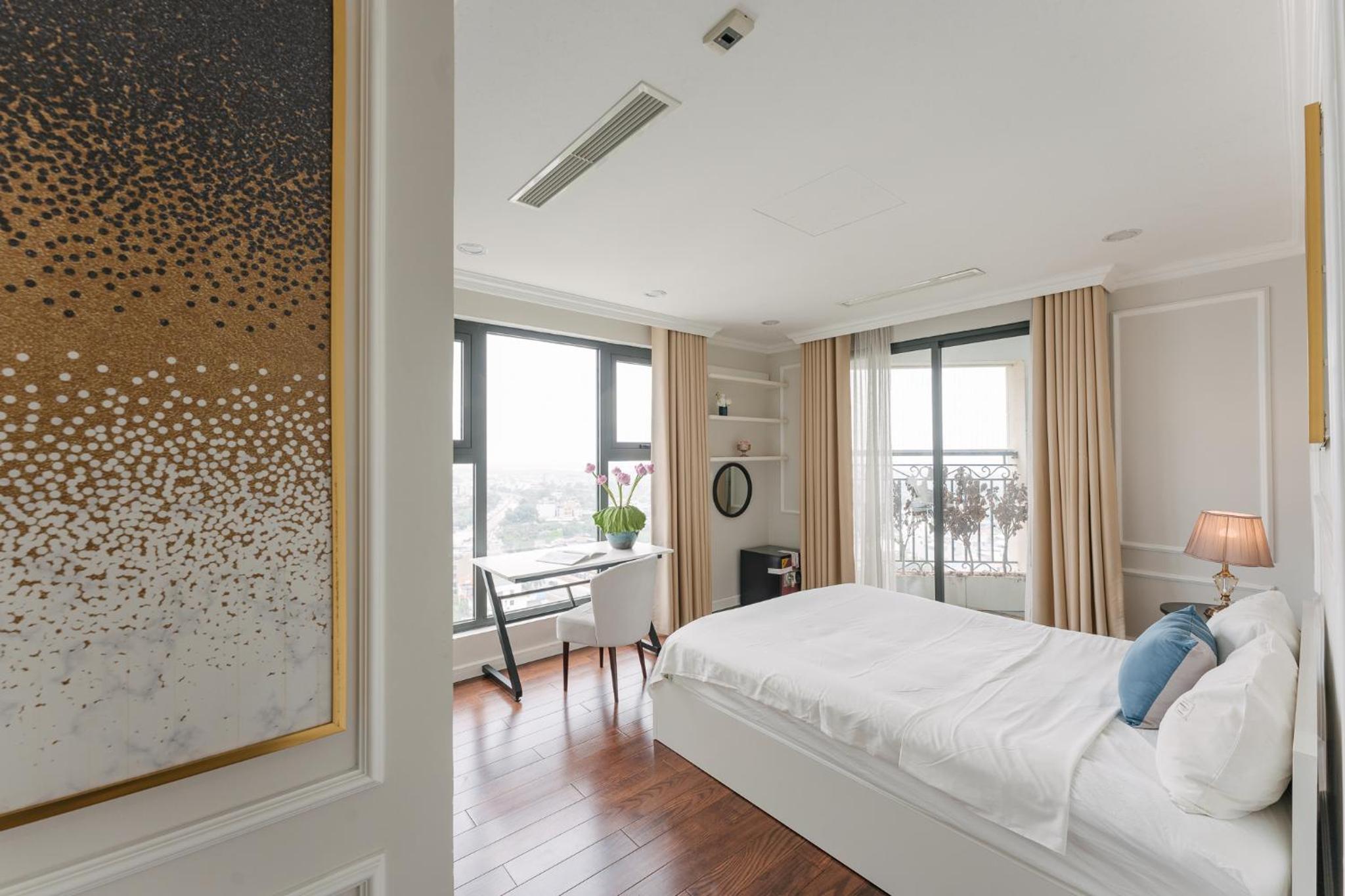 D'LEROI SOLEIL- TAY HO- NEAR WESTLAKE IN HA Noi