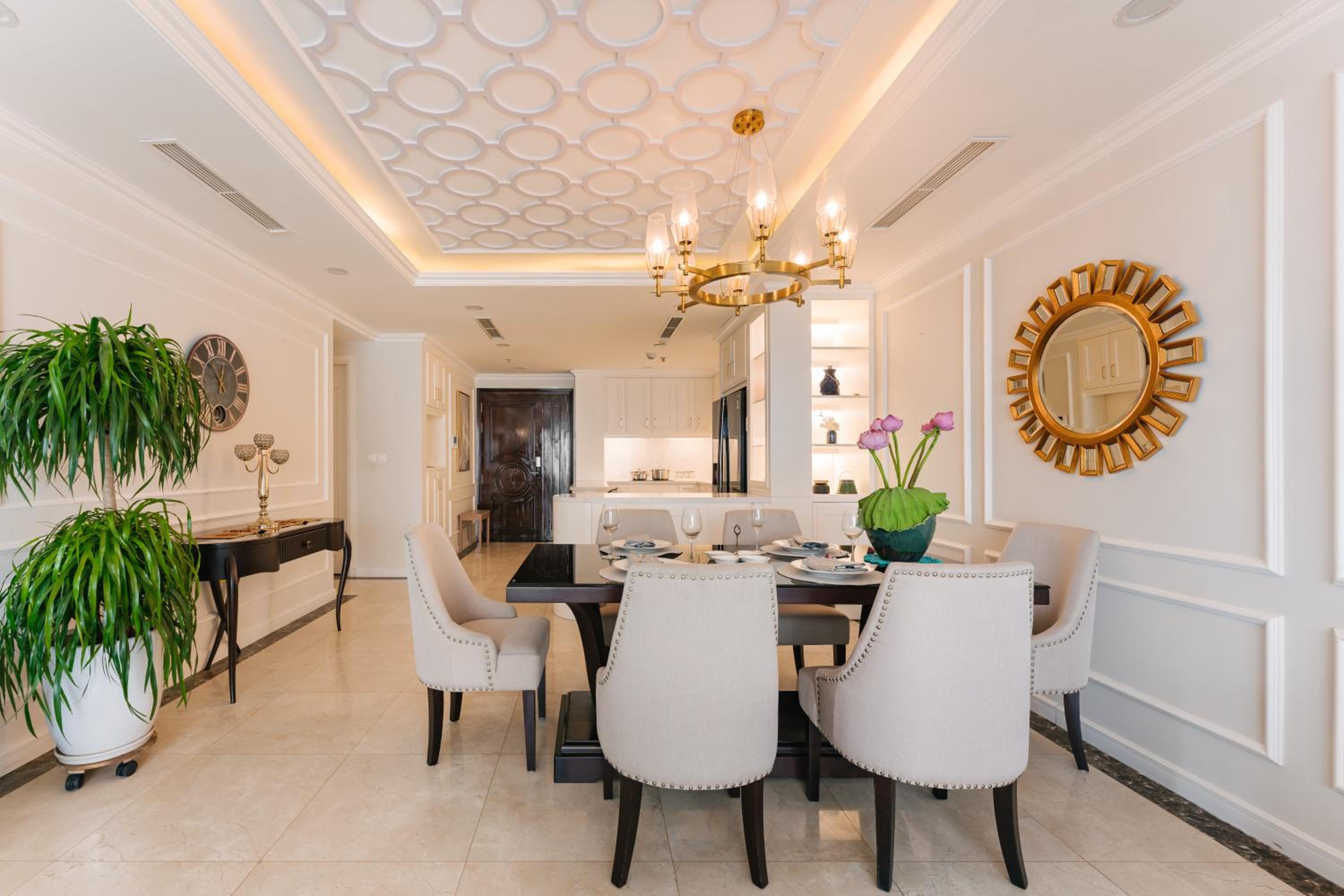 D'LEROI SOLEIL- TAY HO- NEAR WESTLAKE IN HA Noi