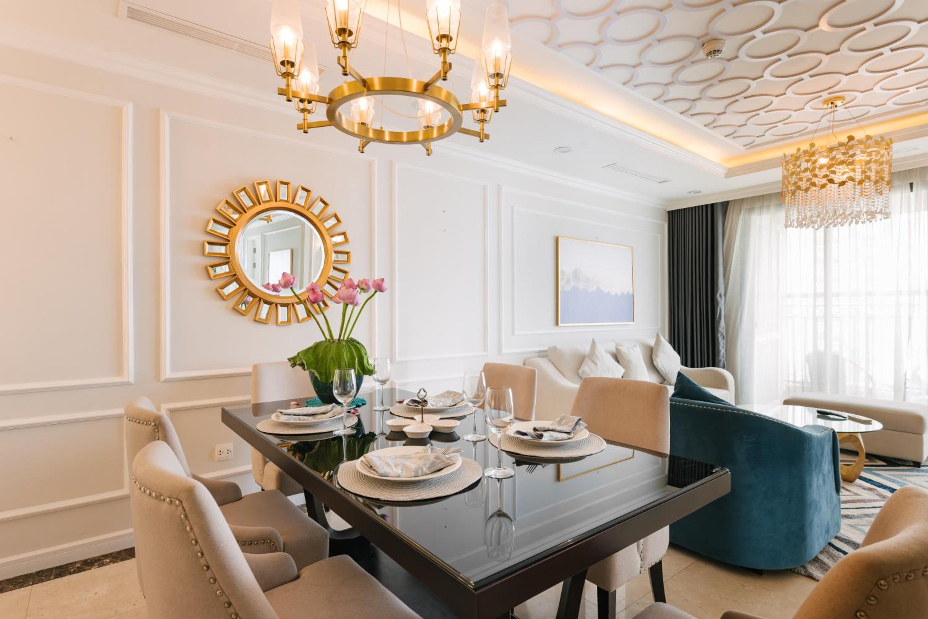 D'LEROI SOLEIL- TAY HO- NEAR WESTLAKE IN HA Noi