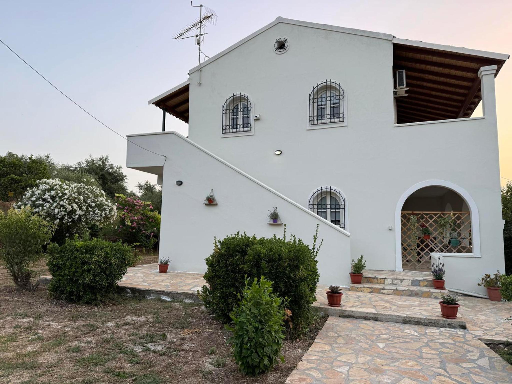 Kouros apartments