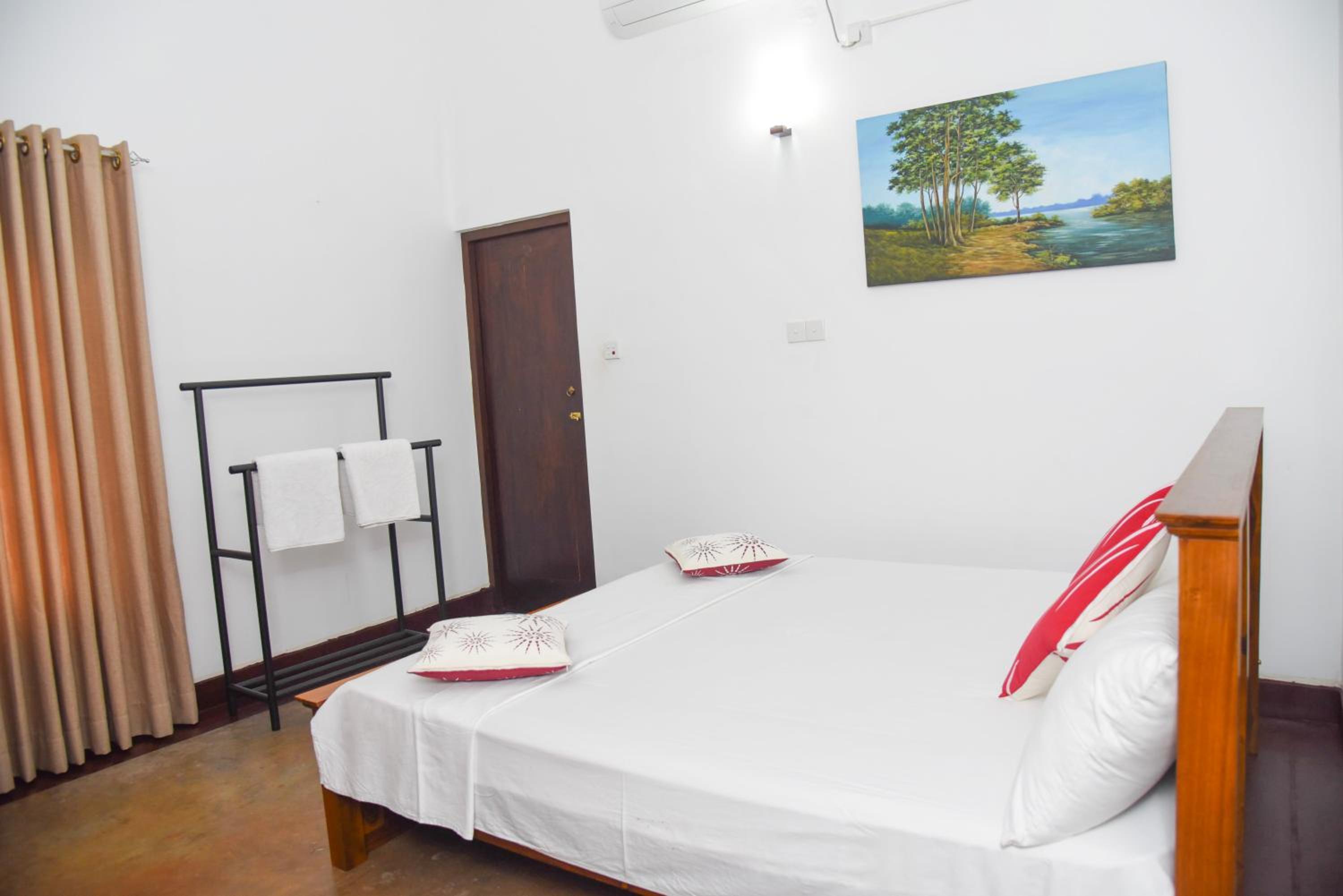 Kandy Hemantha Resort