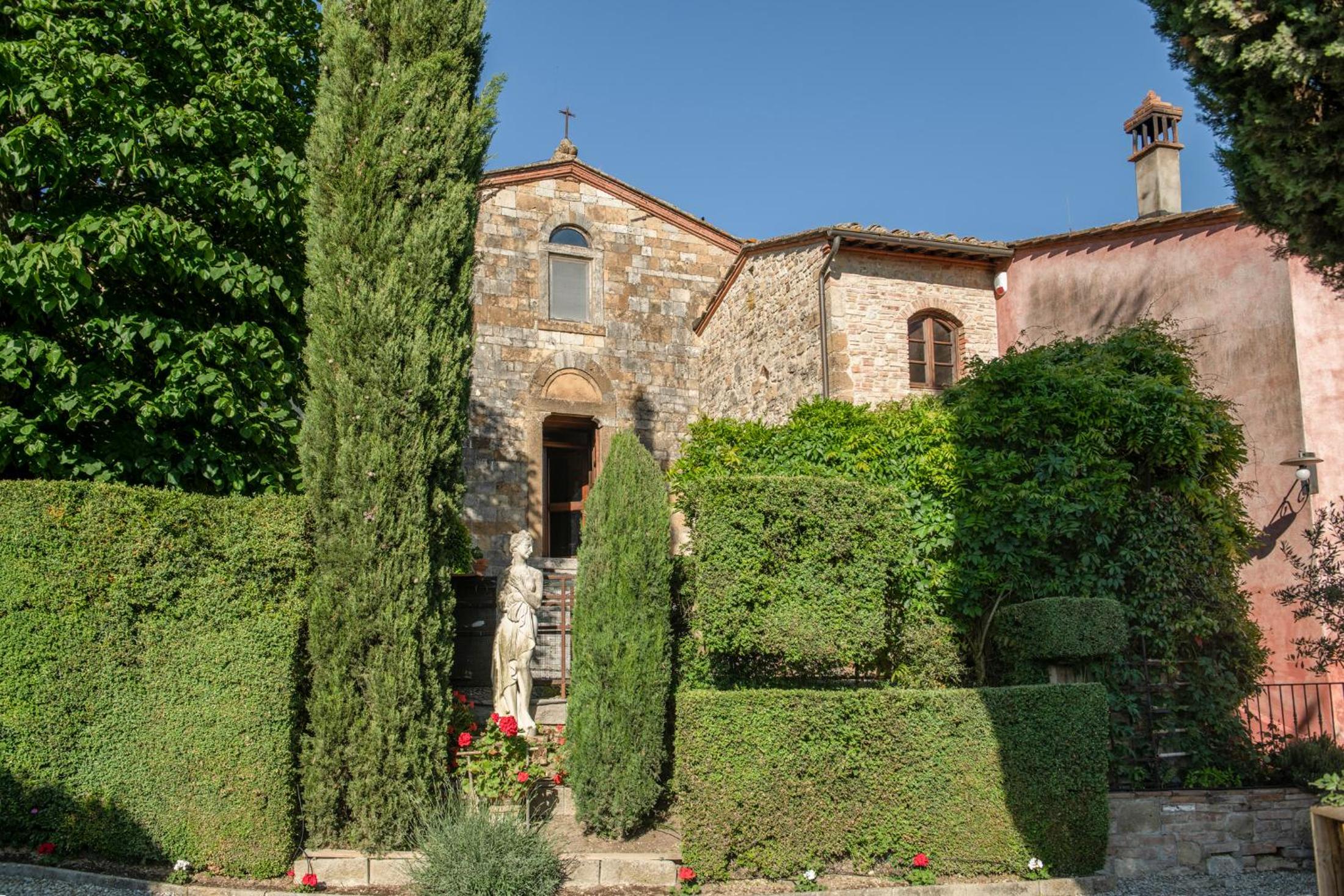 Hotel Villa With Swimming Pool In San Gimignano