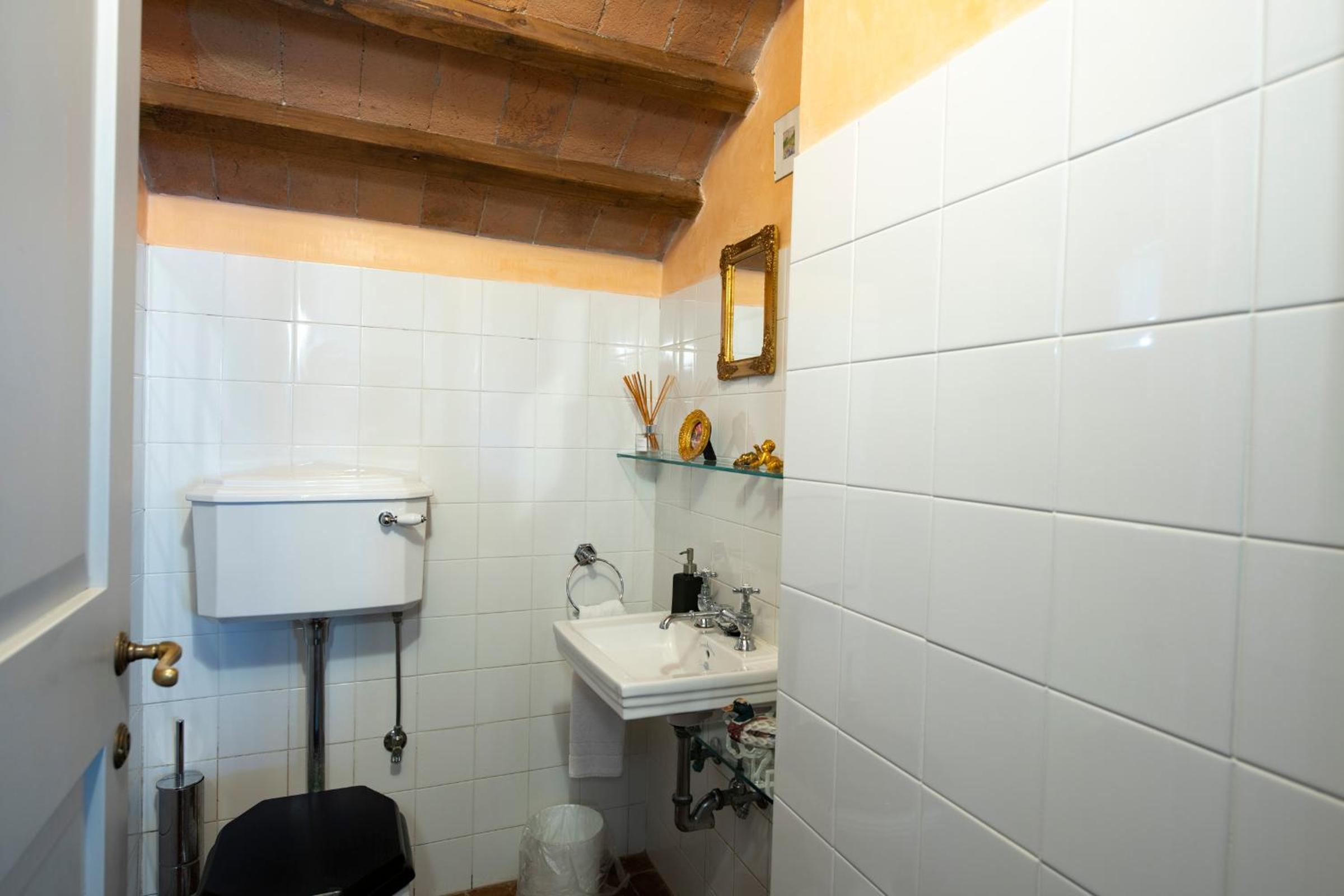 Photo 38