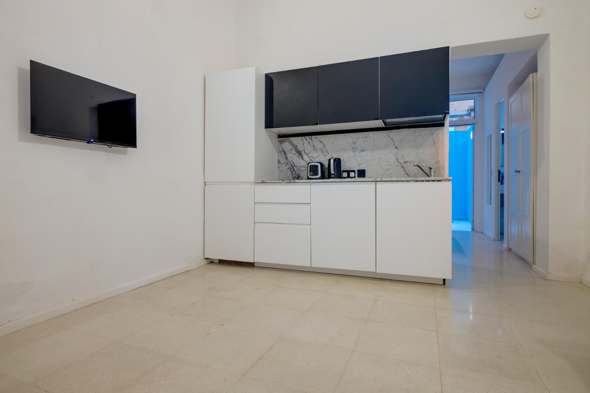 Trendy 1 Bedroom in the Heart of Valletta view 5