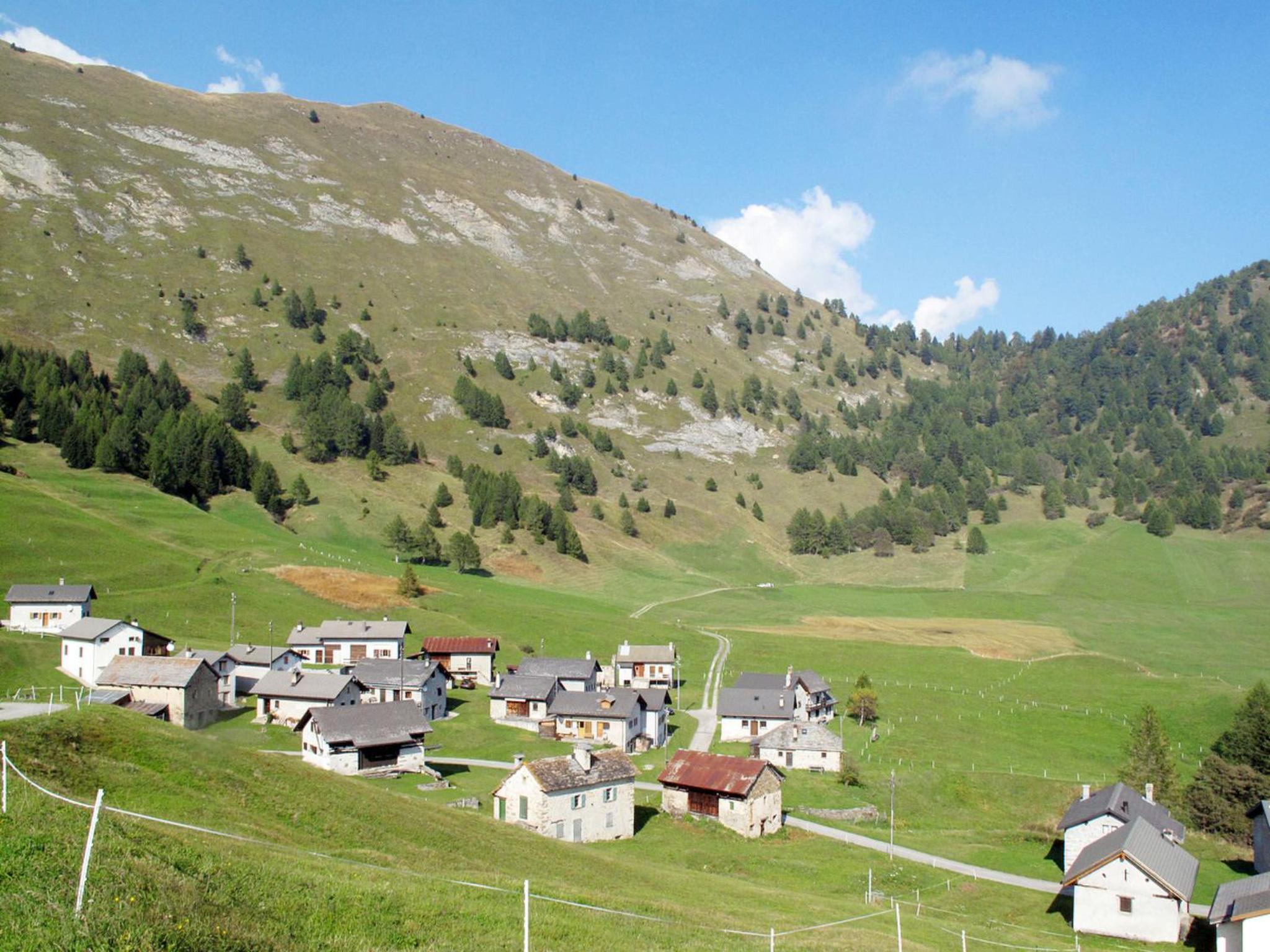Holiday Home Chalet Al Portic by Interhome