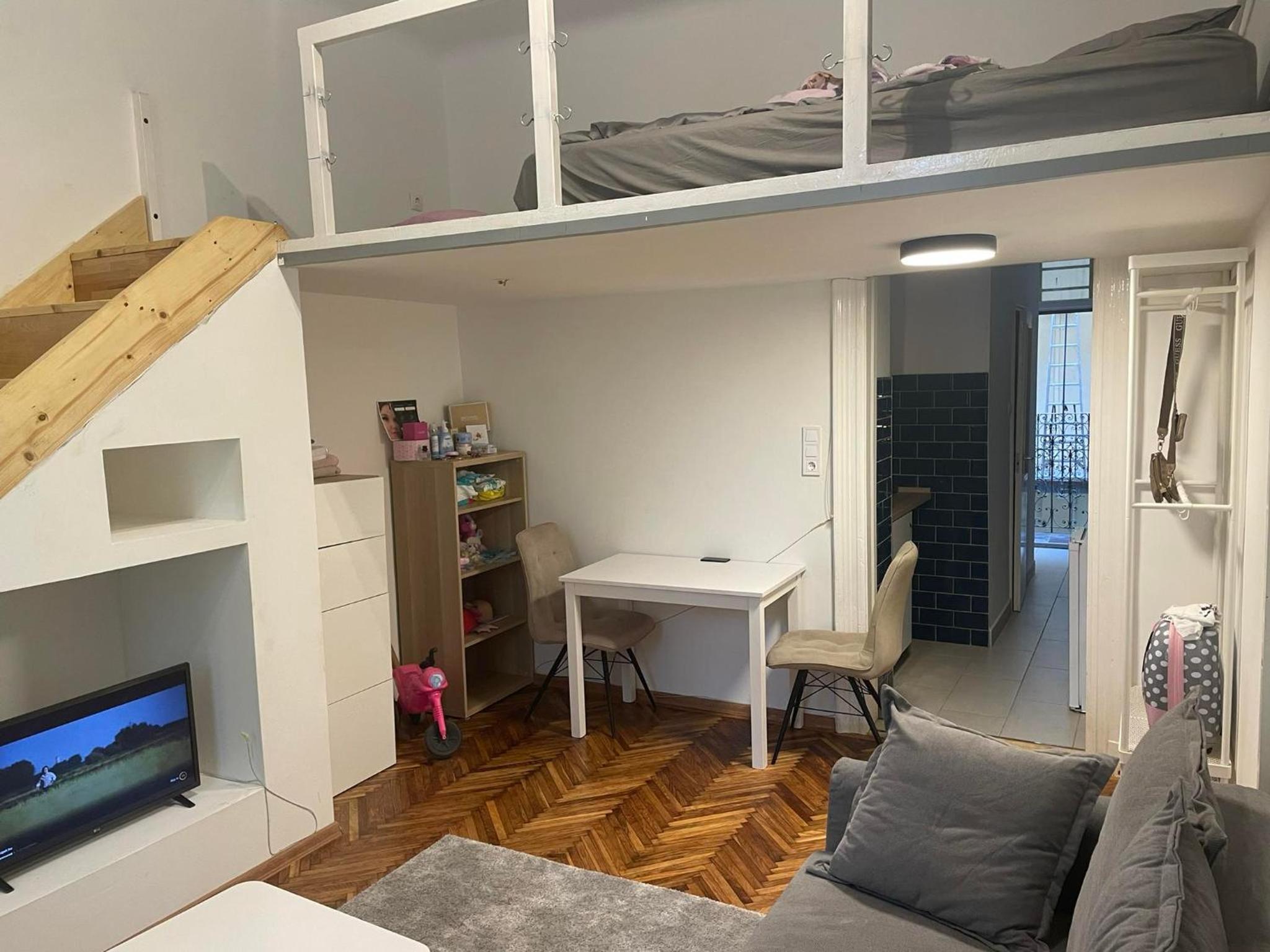 GogoLove Cozy Apartment view 2