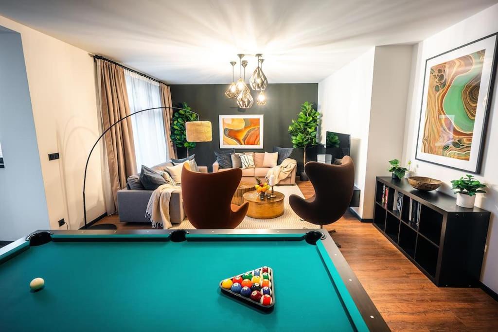 Prague Tower Old Town LUX 4BR & 3Bath Terrace