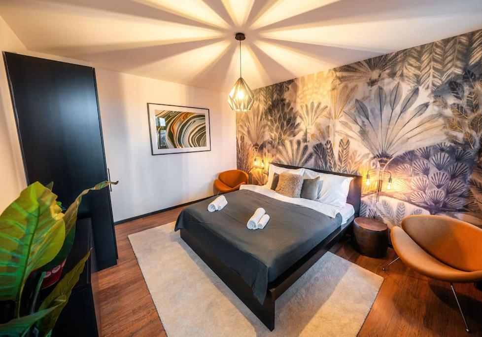 Prague Tower Old Town LUX 4BR & 3Bath Terrace