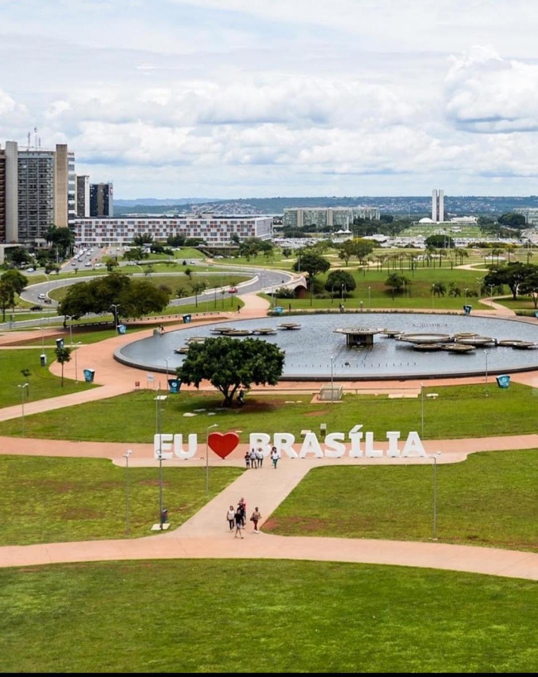 Charmoso Duplex ao Lado da Torre de TV Brasília