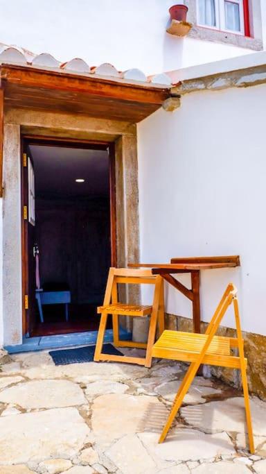 Private, romantic and cozy Room in Azenhas do Mar view 3
