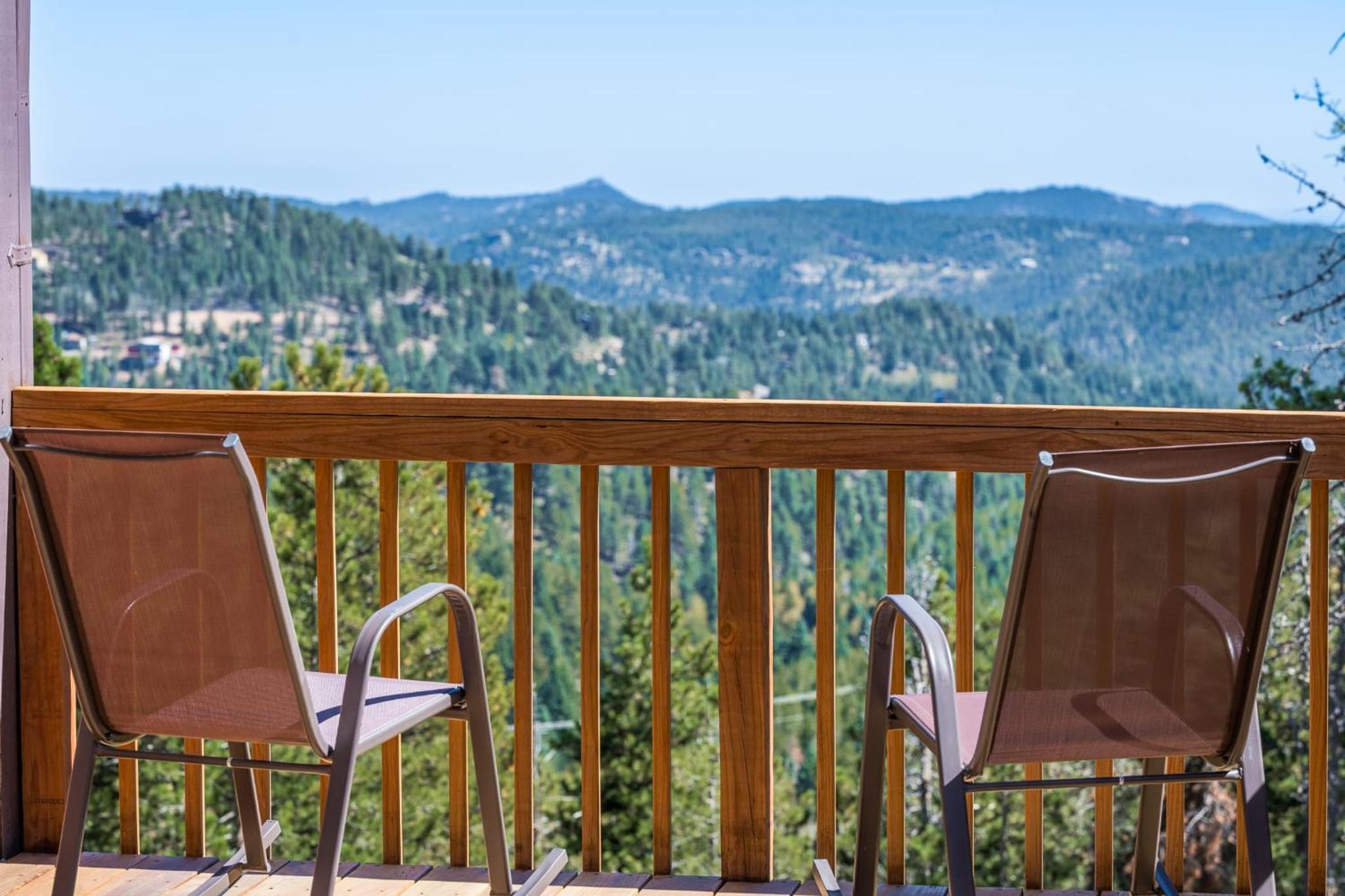 Mountain View Apartment Near Downtown & Hiking view 2