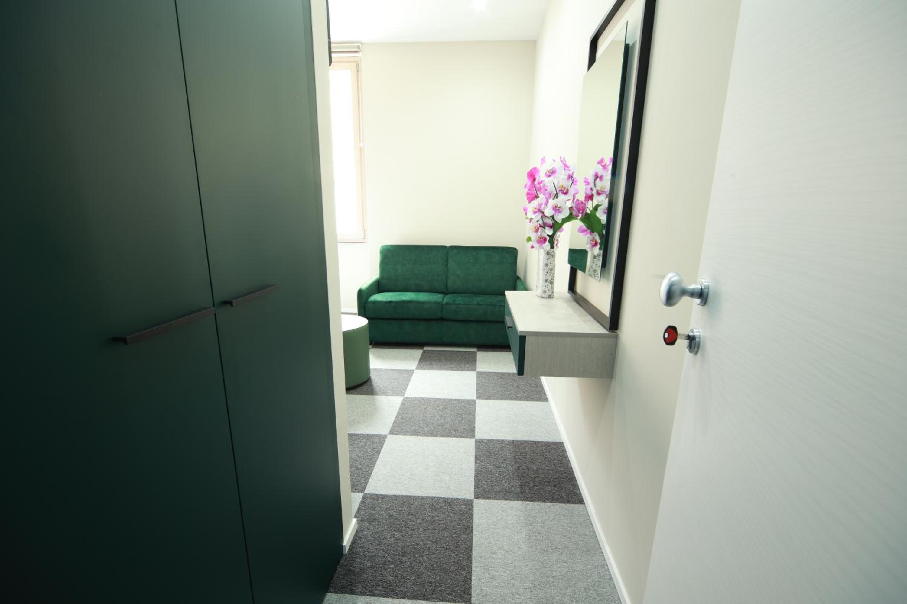hotel room