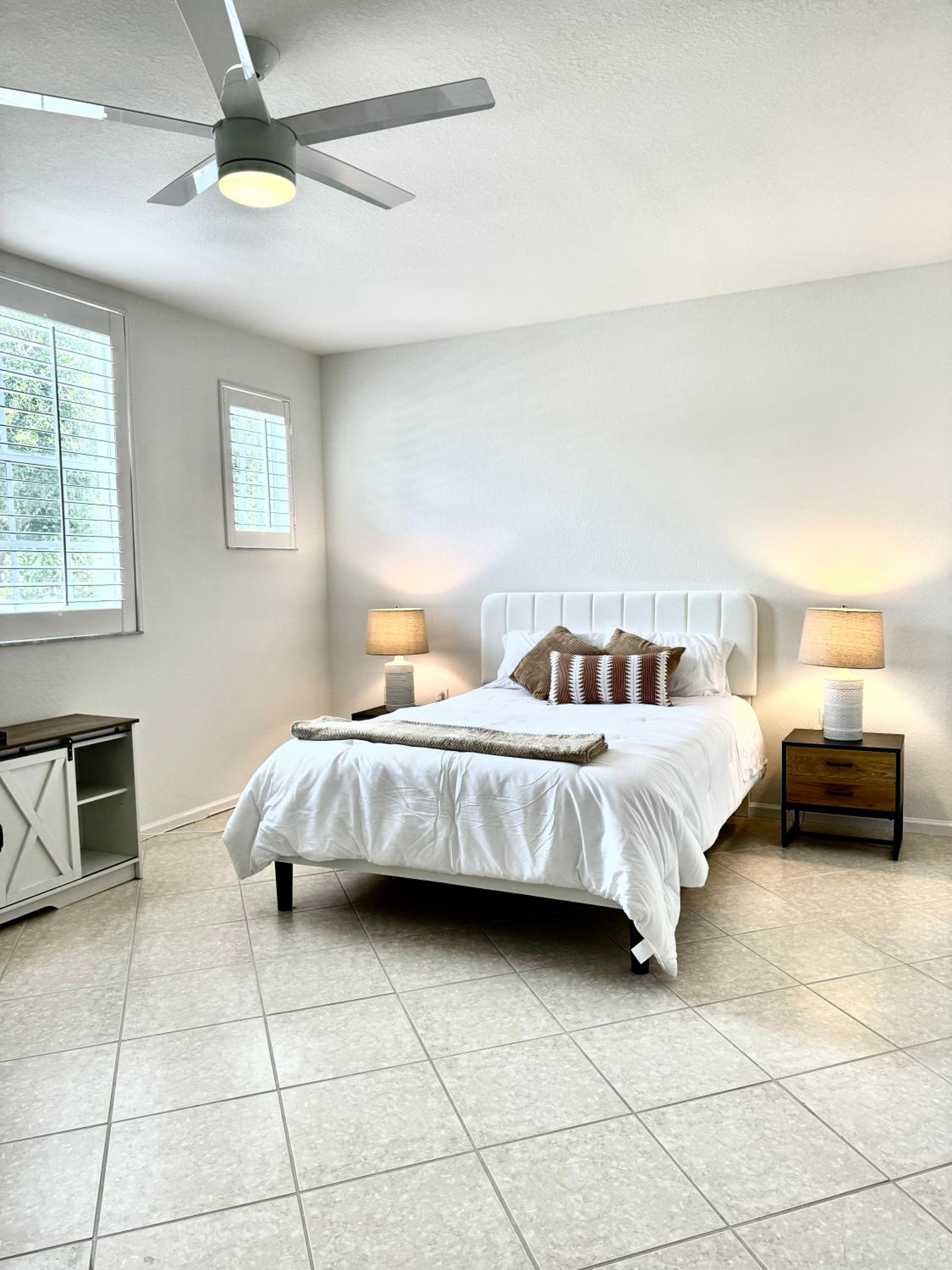 Charming Naples condo