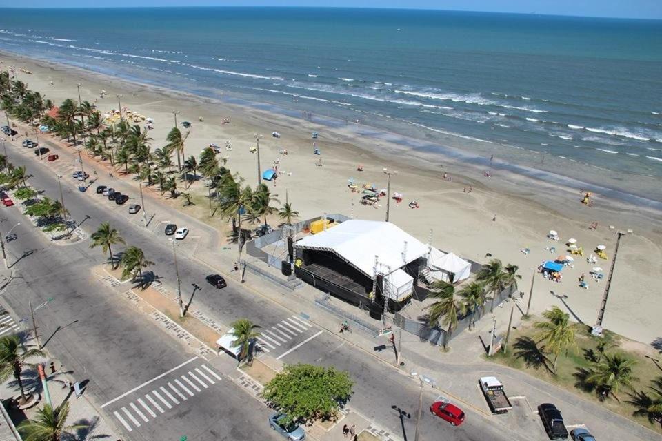Peruíbe - prédio redondo - apartamentos frente ao mar