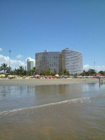 Peruíbe - prédio redondo - apartamentos frente ao mar