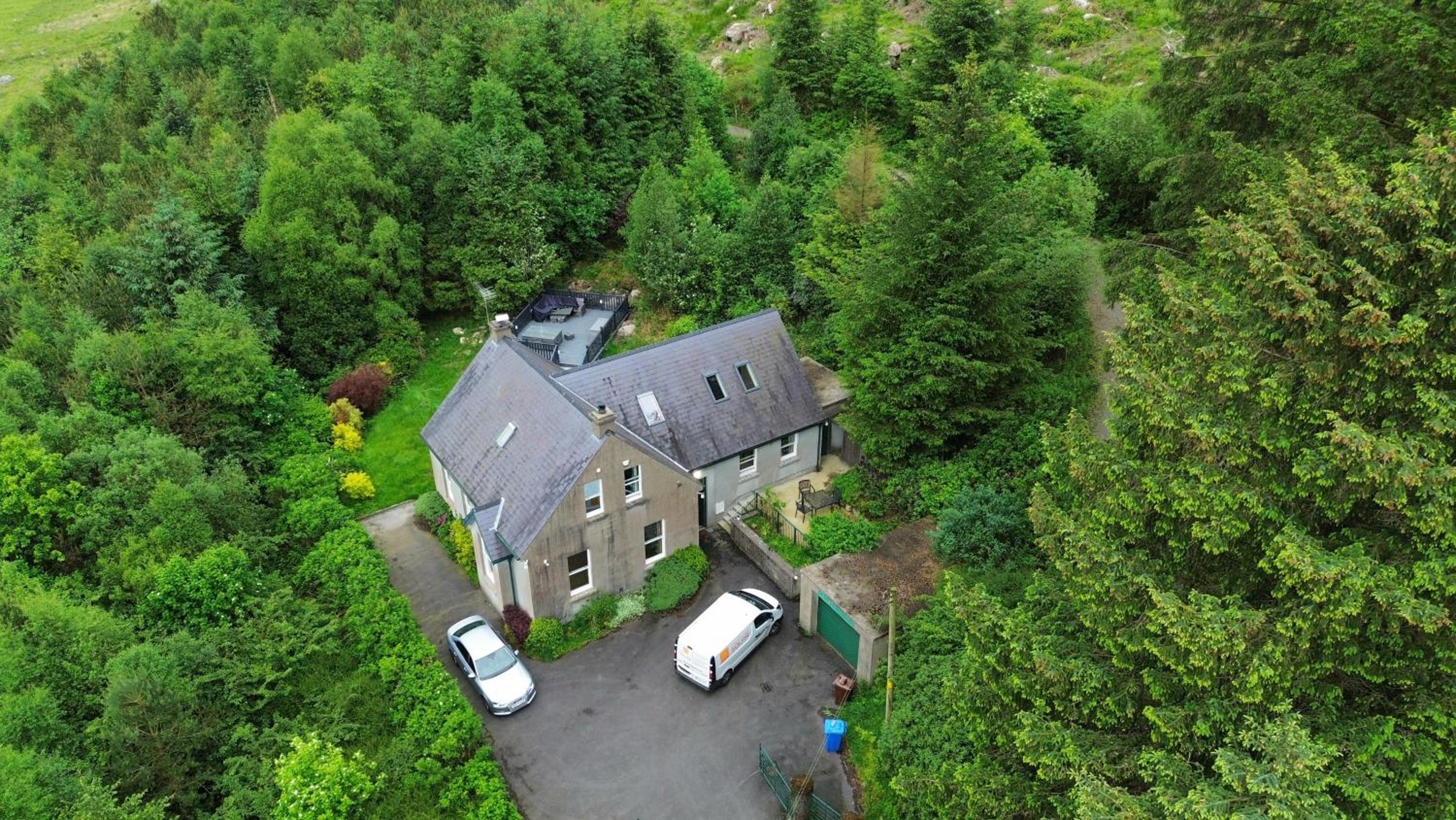 Mourne Mountain Bliss, Rostrevor 4BR Cottage with Patio & BBQ ideal for a relaxing getaway view 2