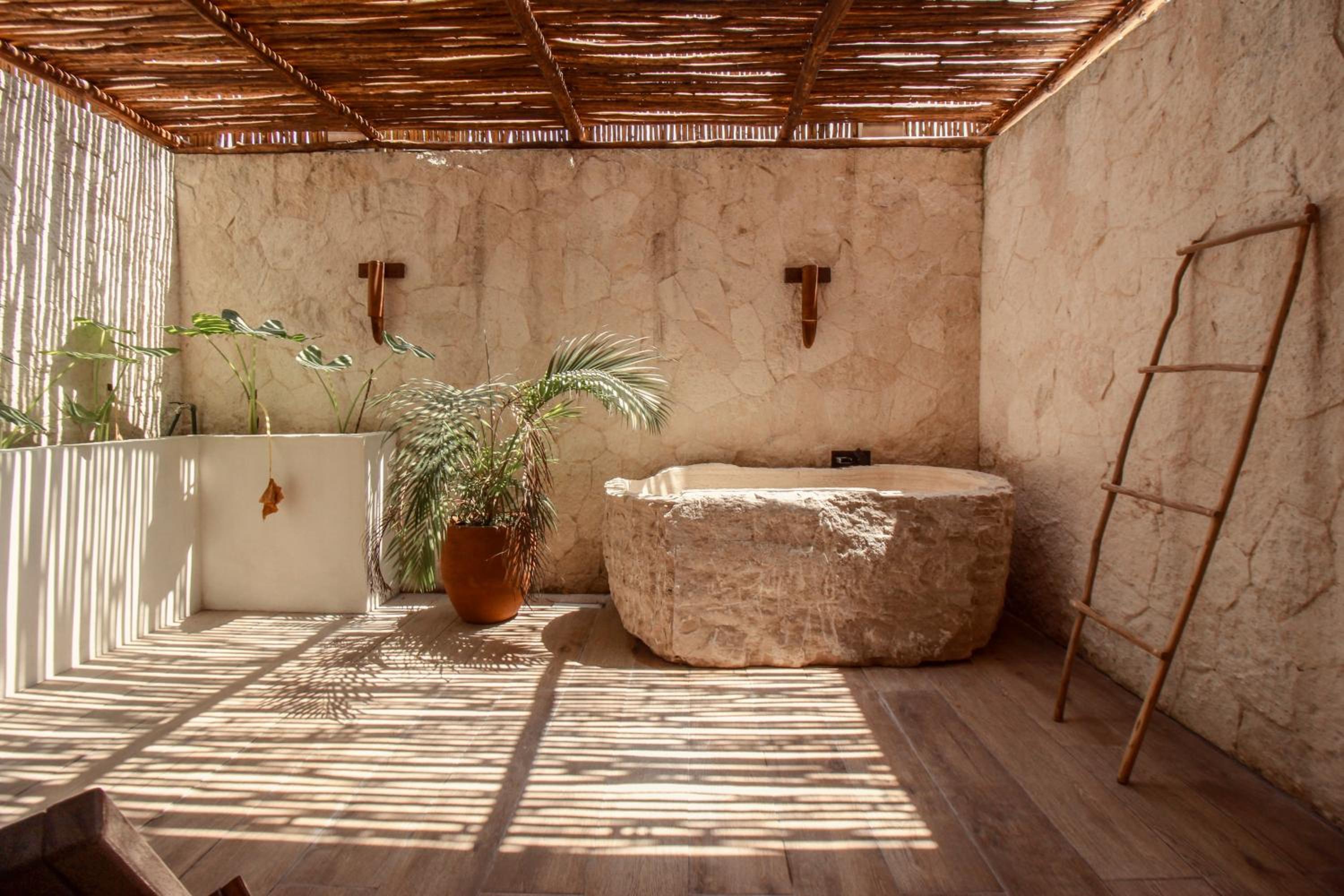 Photo 33
