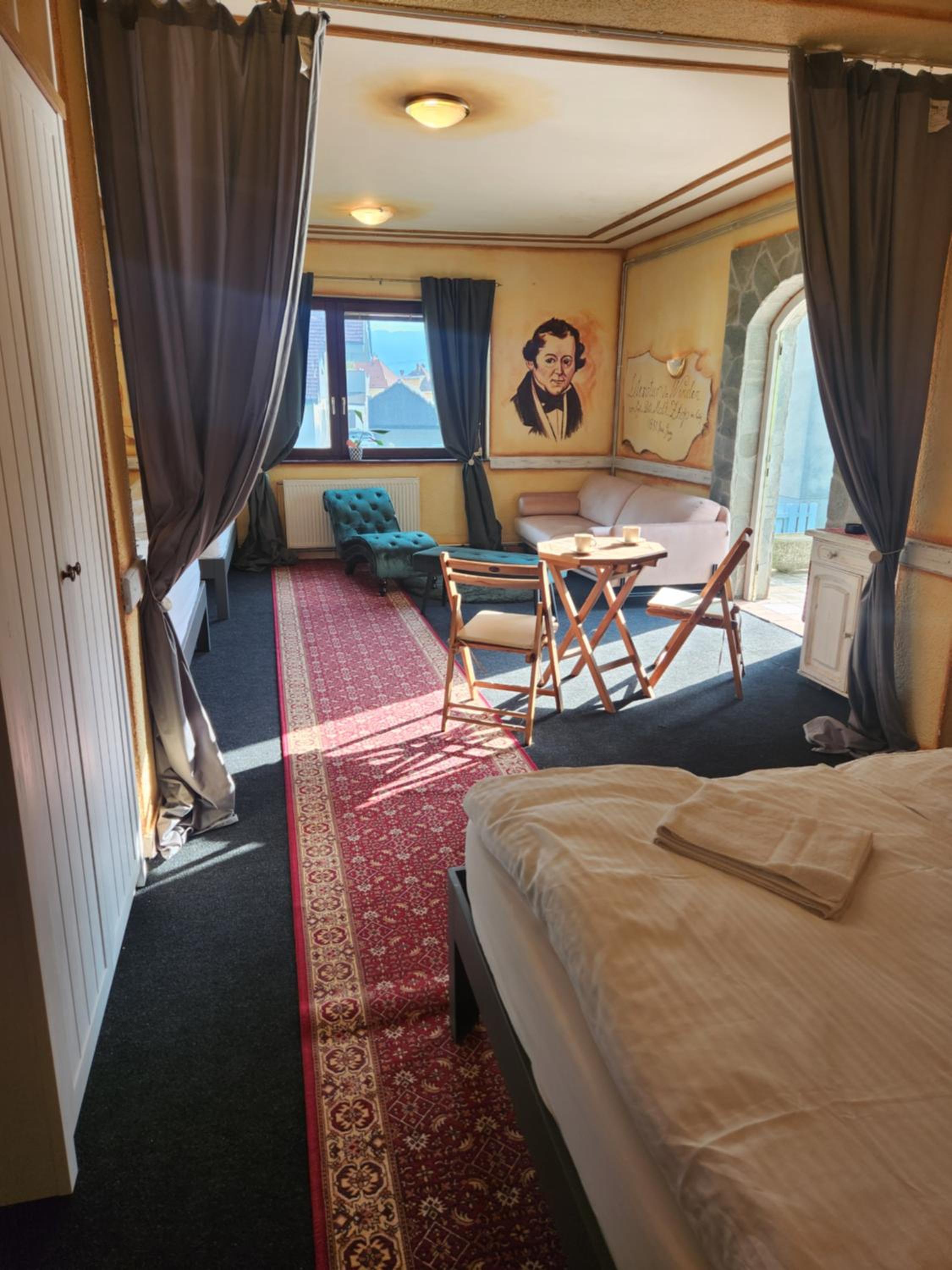hotel room