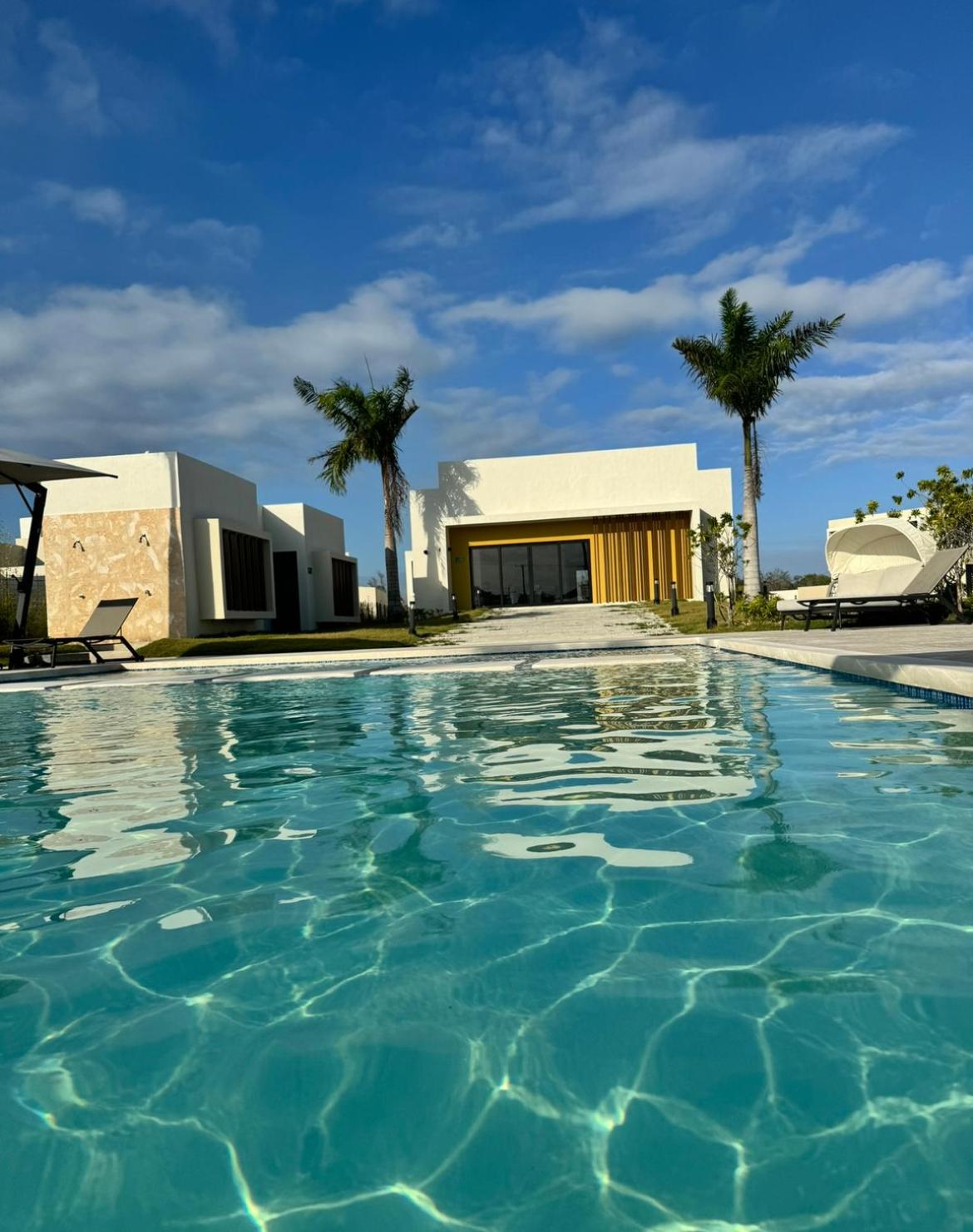 Villa adon