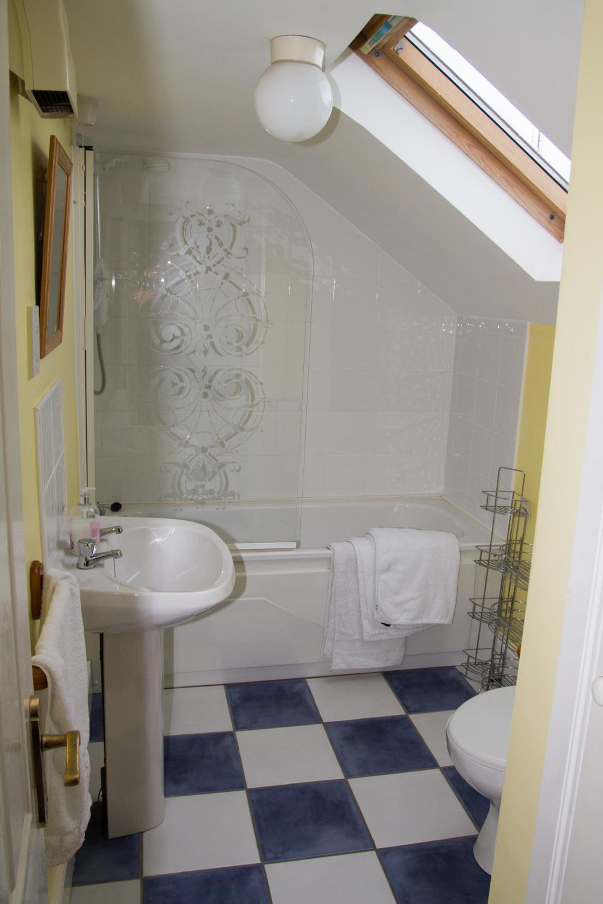 Photo 16