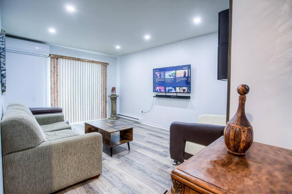 luxury 4BR Duplex Apartment, Free Parking