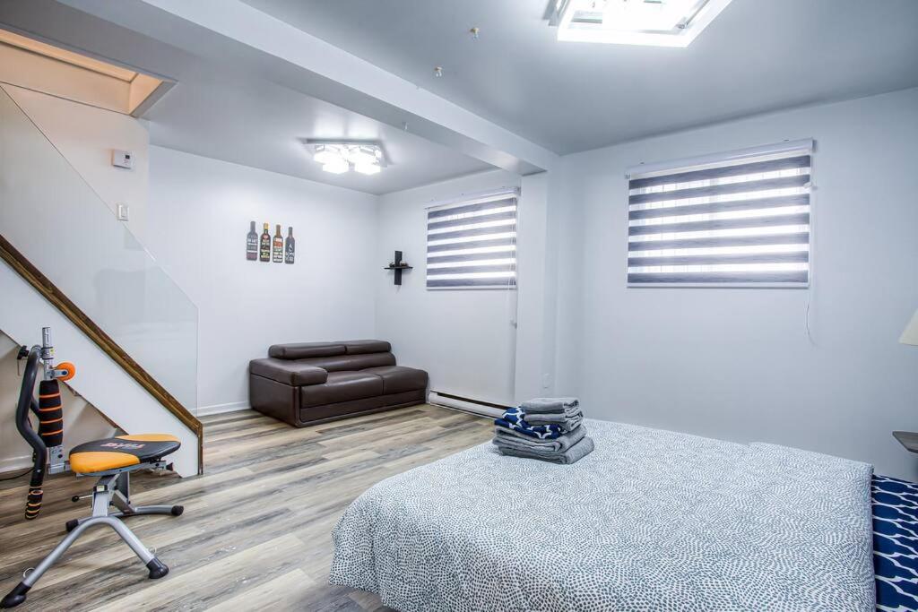 luxury 4BR Duplex Apartment, Free Parking