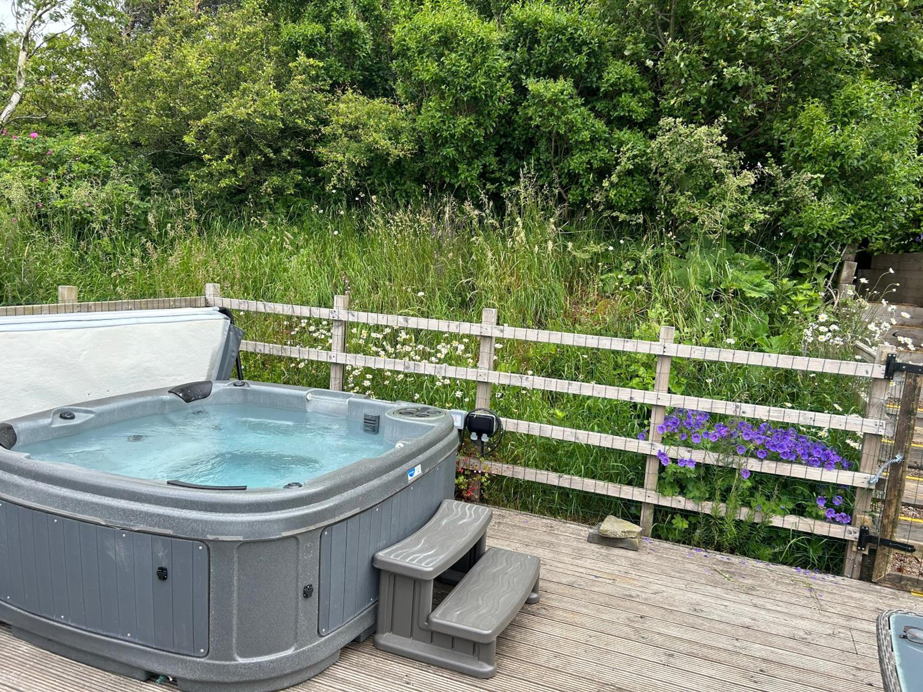 The Coach House & The Stables Yorkshire Peak District With and without hot tub options view 2