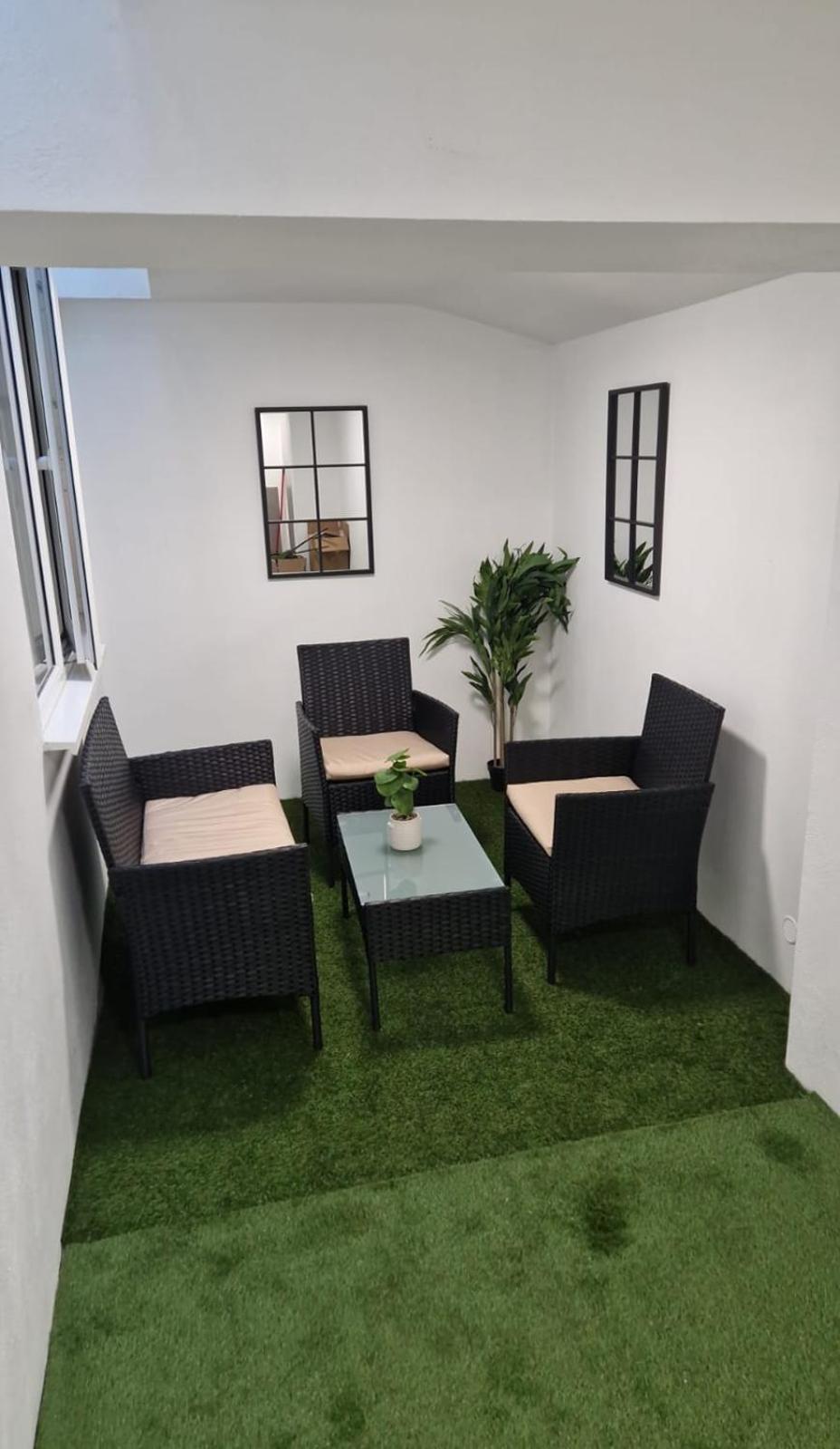 Modern 1-Bedroom Apartments near Shoreditch, Old Street & Hoxton by NourNest Apartments