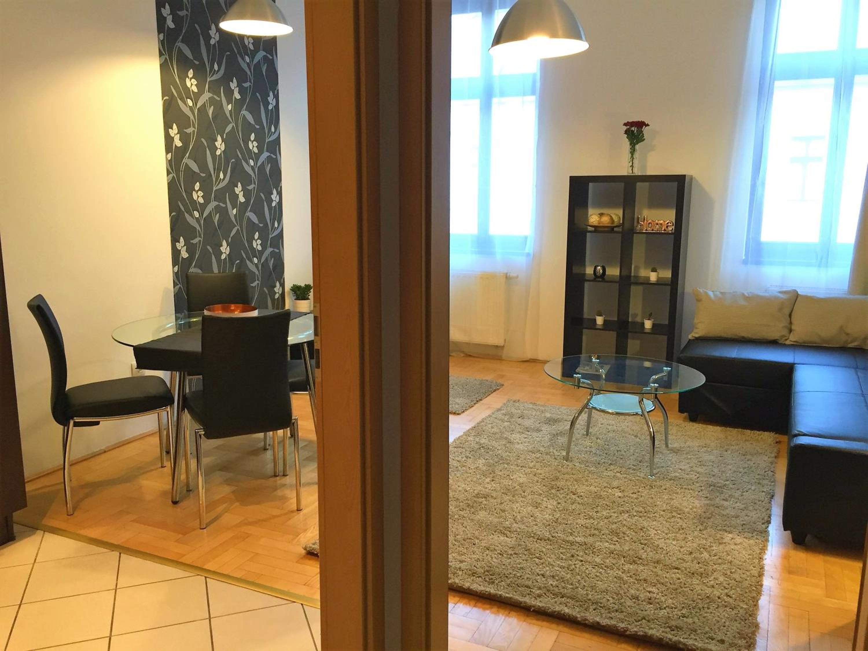 Gozsdu Apartment