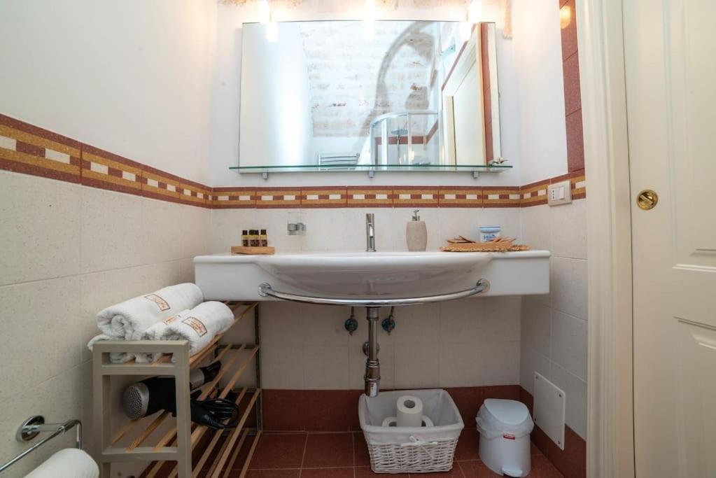 Saymon's Suite view 5