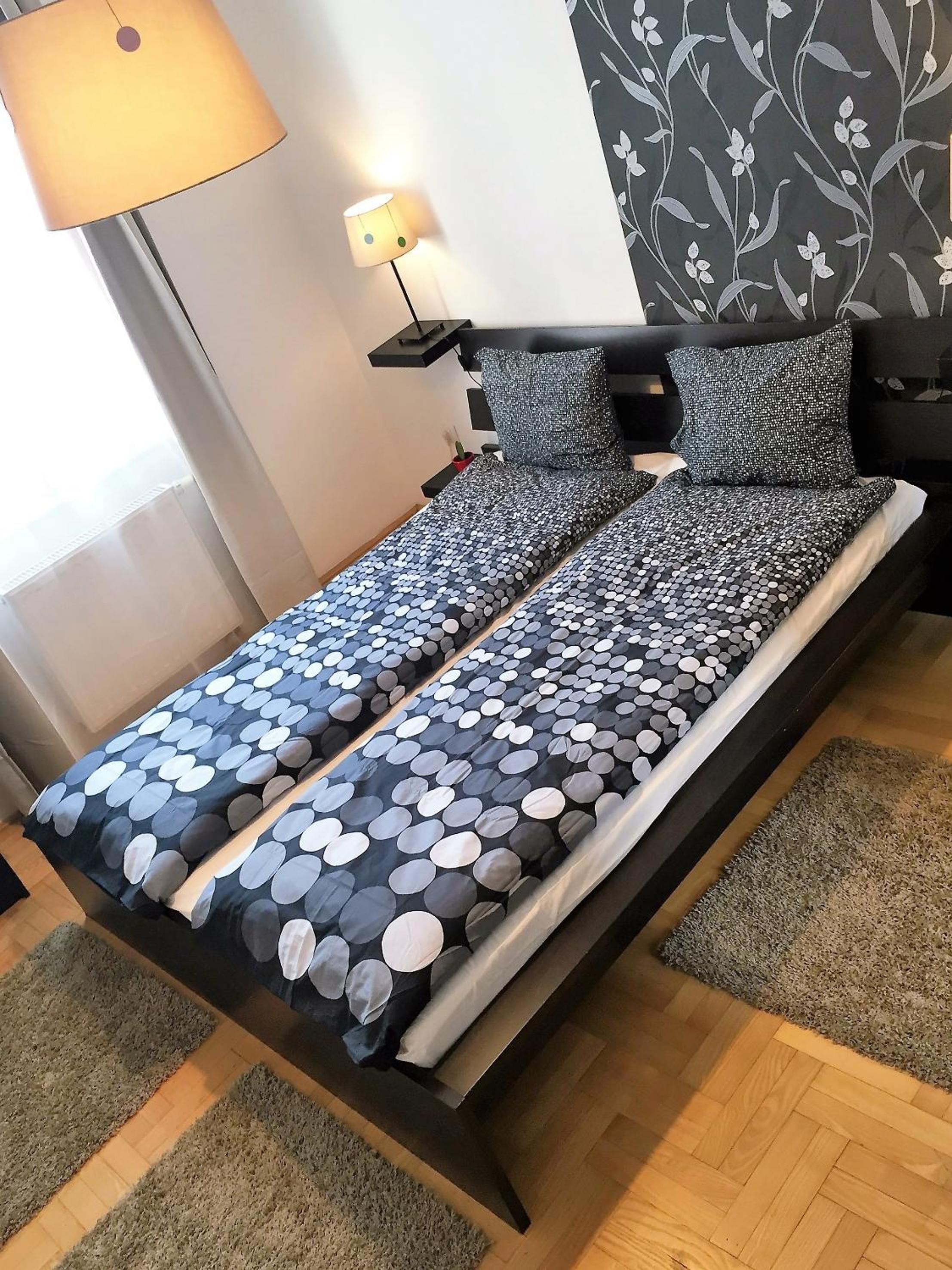 Gozsdu Apartment