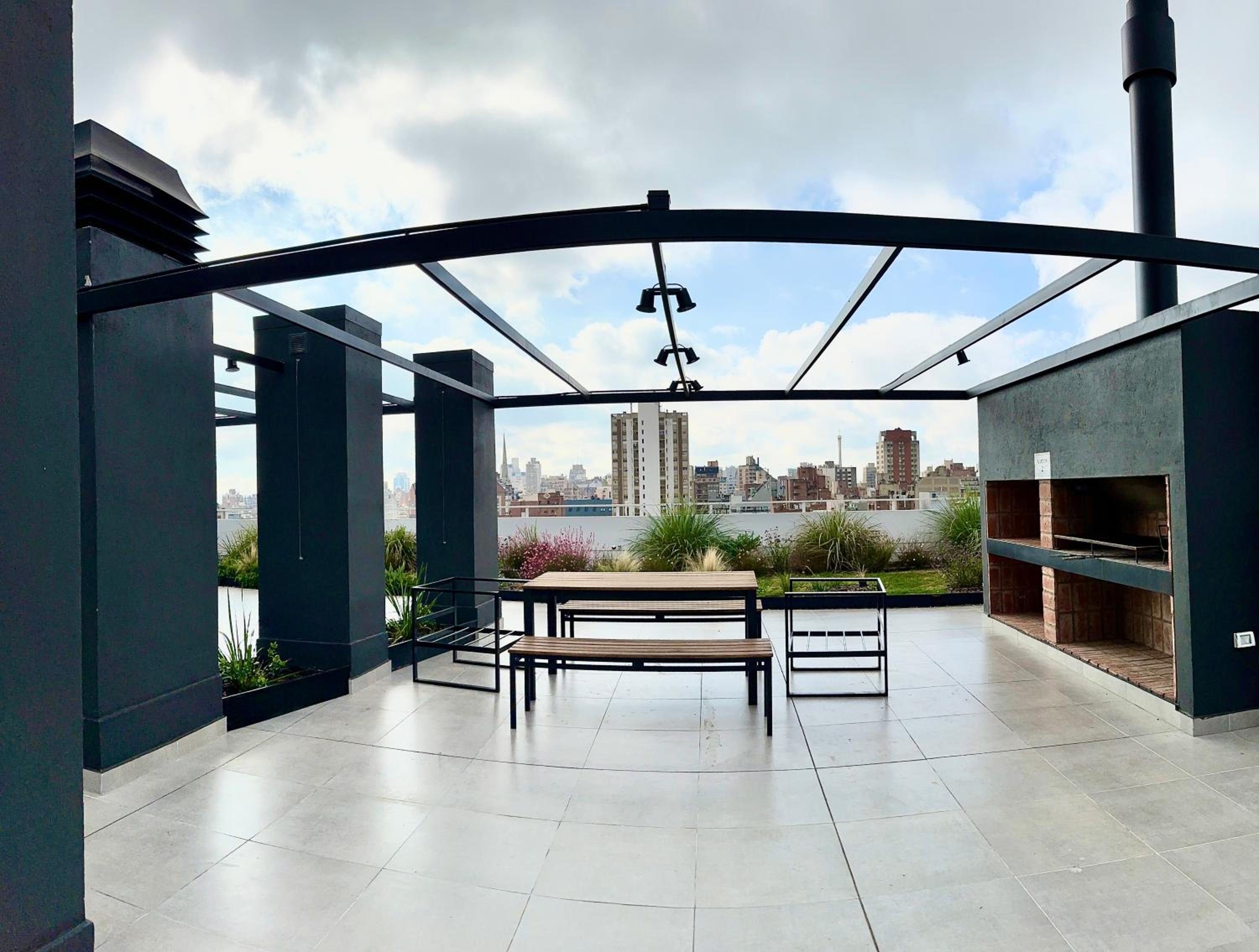 SERIETÁ 1 dormitorio con pileta y terraza